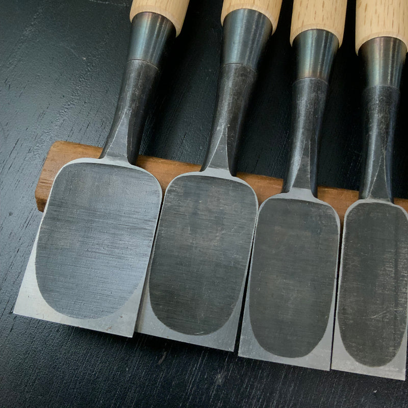 Takashiba Bench chisels set (Oirenomi) with wooden box 高芝 追入組鑿 白紙鋼 桐箱付