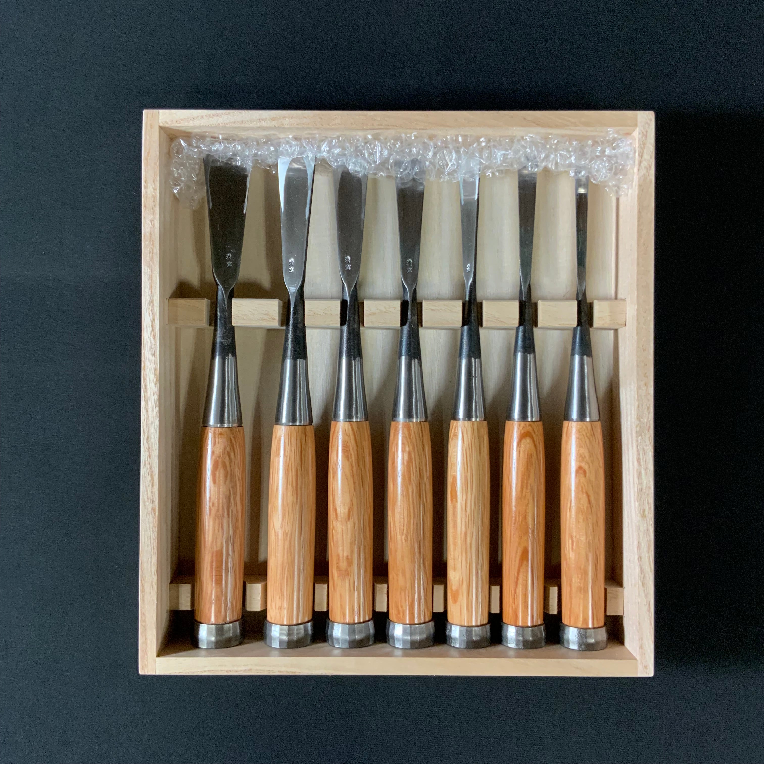 Seigen FishTail chisels set (Bachi chisels)  清玄作 バチ組鑿  (フィッシュテール）７本組