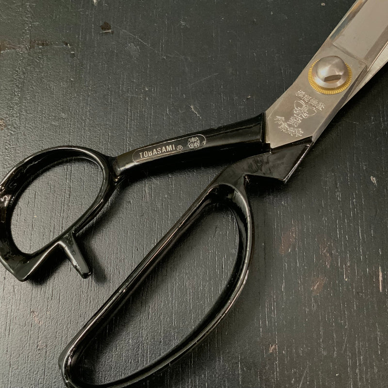 Old stock Chotaro Tailor's Shears Tobasami   掘出し物 長太郎 東鋏 布切り鋏 260mm