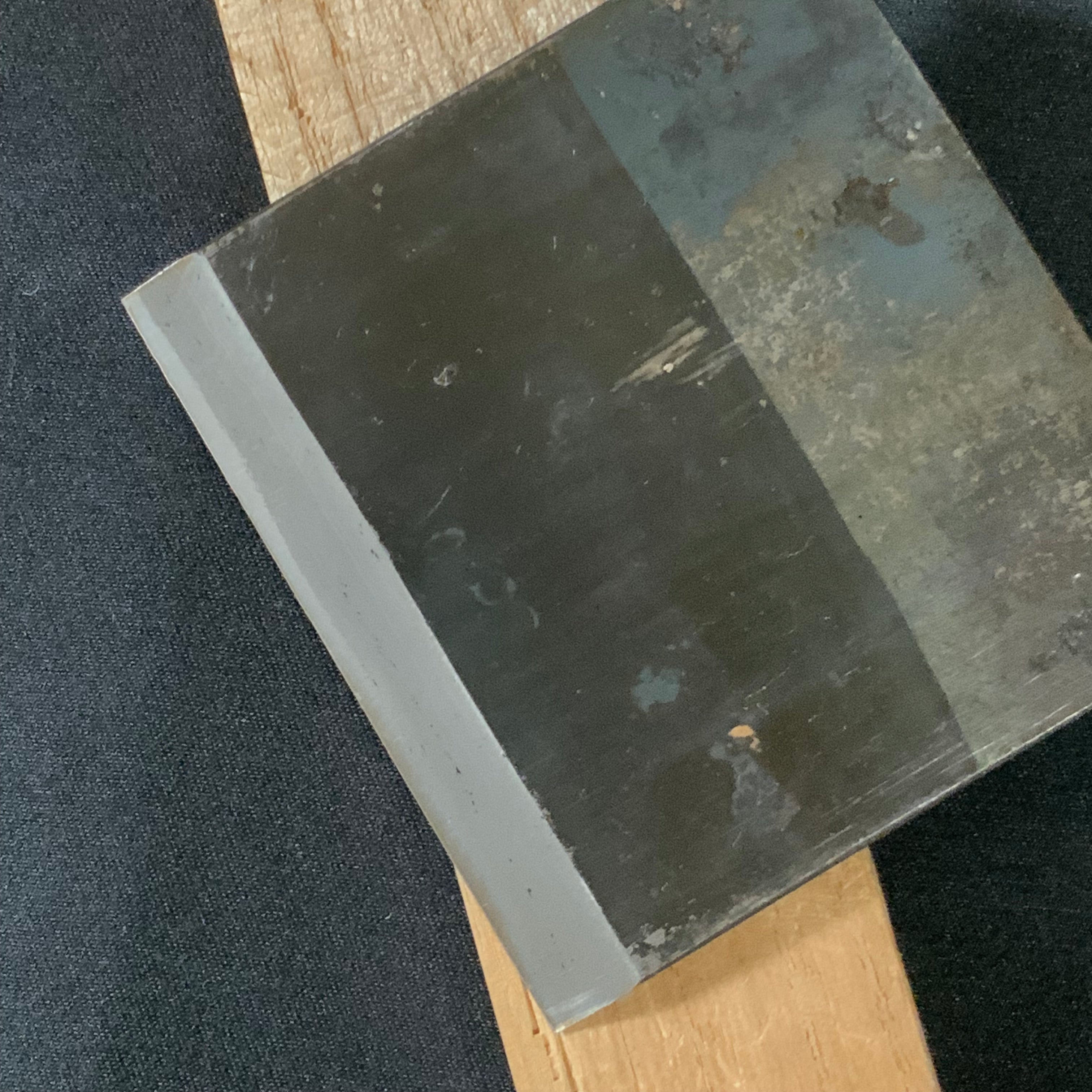 Sekimagoru #2 Smoothing Plane Blade(special edition) by Sekikawa Seikichi Large blade thickness  関孫六 関川誠吉作 仕上げ鉋刃 70mm 特厚仕上