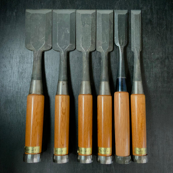 #M163  Mixed Timber chisels set by unknown smith バラ鑿合わせ 叩き組鑿 作者不明