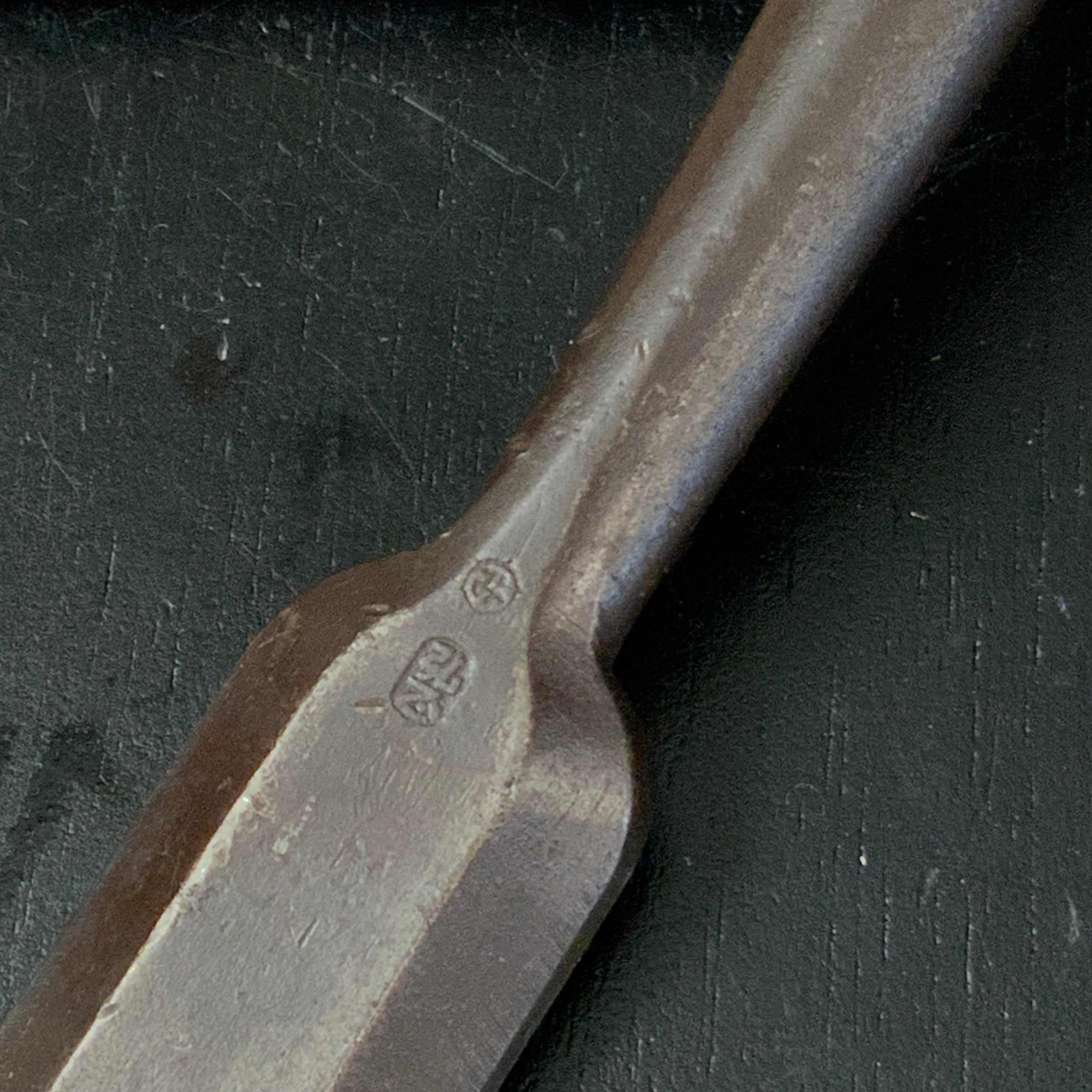 used Hiromasa Bench chisels (Oirenomi) by Hasegawa Fujisaku  中古品 長谷川藤作氏 弘正 追入鑿 30mm oirenomi