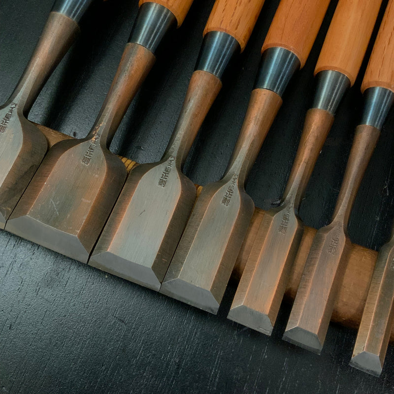 Old stock #8 Sukemaru 4th Masanori Wholesaler stamp High-Speed Steel Bench chisels set 掘出し物 四代助丸 正則 ハイス鋼追入組鑿 Oirenomi