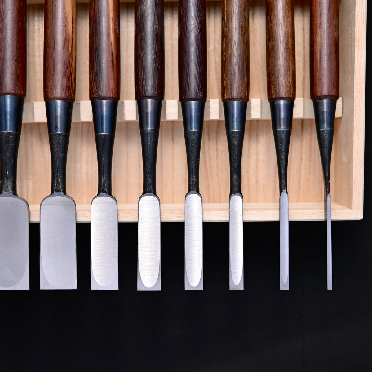 宗家大内 追入組鑿 鉄刀木柄 桐箱付    Ouchi Bench chisels set Bombay Blackwood Handle by Ouchi 4th generation #1