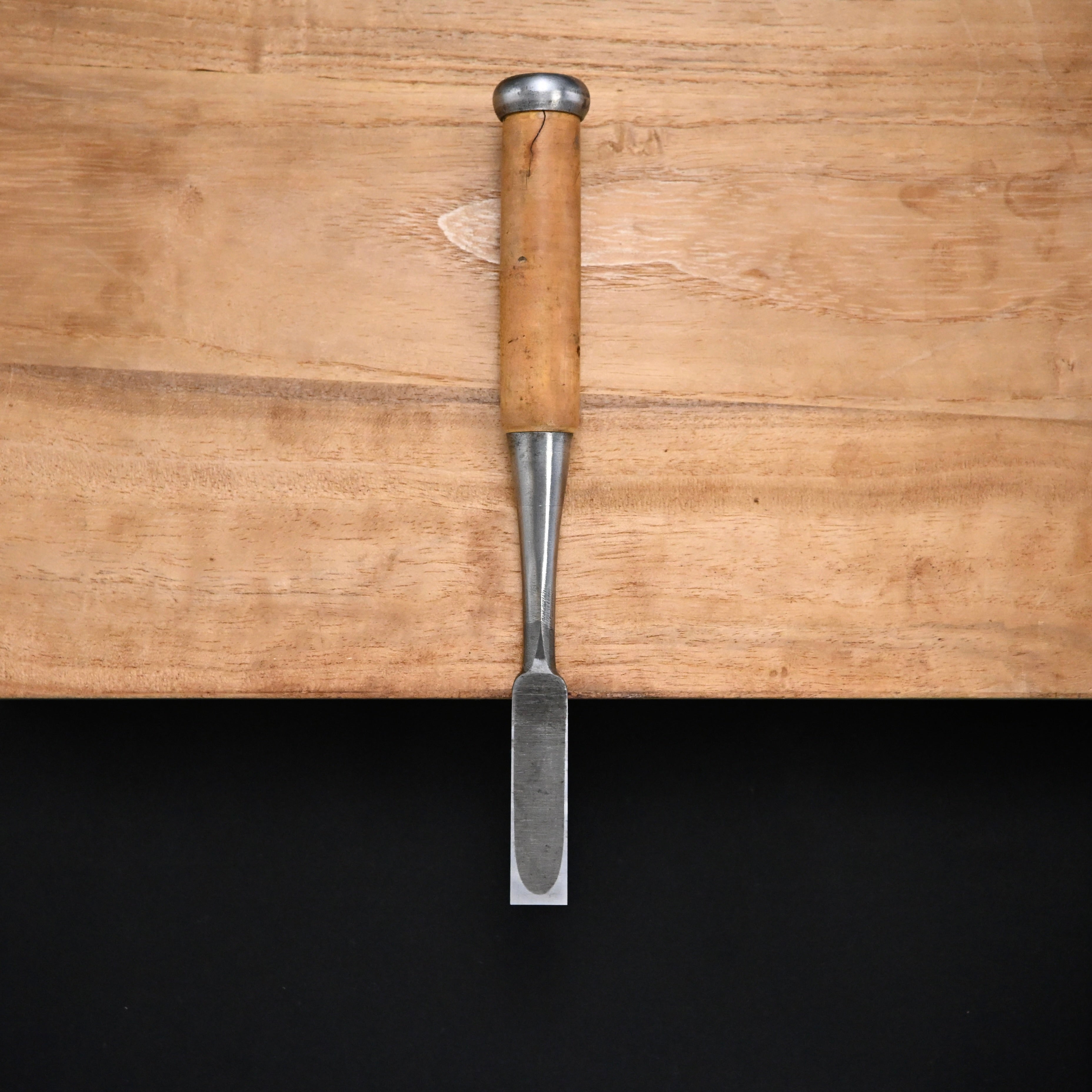 M-6 中古 岡山猛作 山弘 追入鑿 柘植柄 15mm   Used Yamahiro Bench chisels by Okayama Takeshi