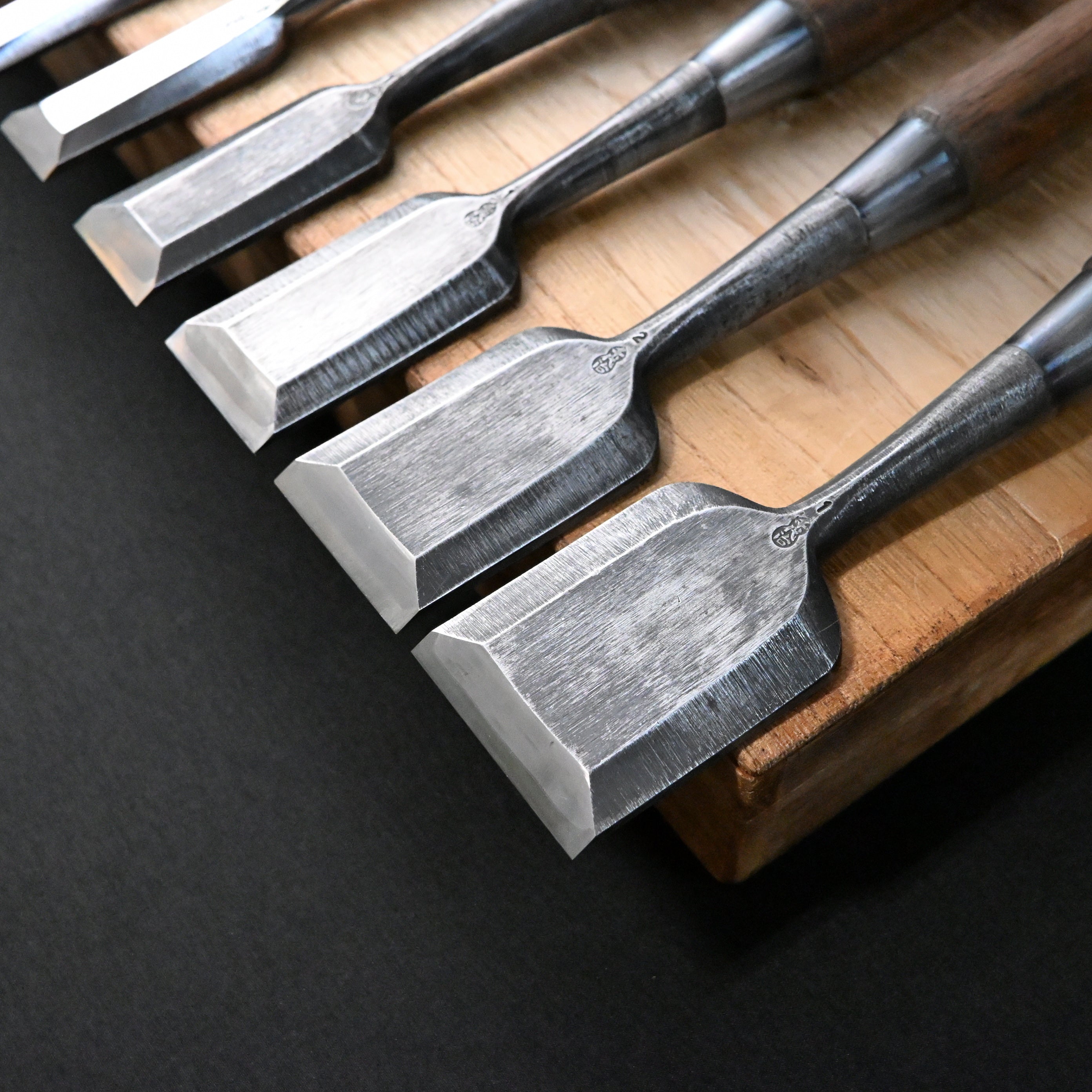 M194 Mixed set Bench chisels set for beginner by unknown smith  バラ鑿合わせ 初心者におすすめ 追入組鑿 M194
