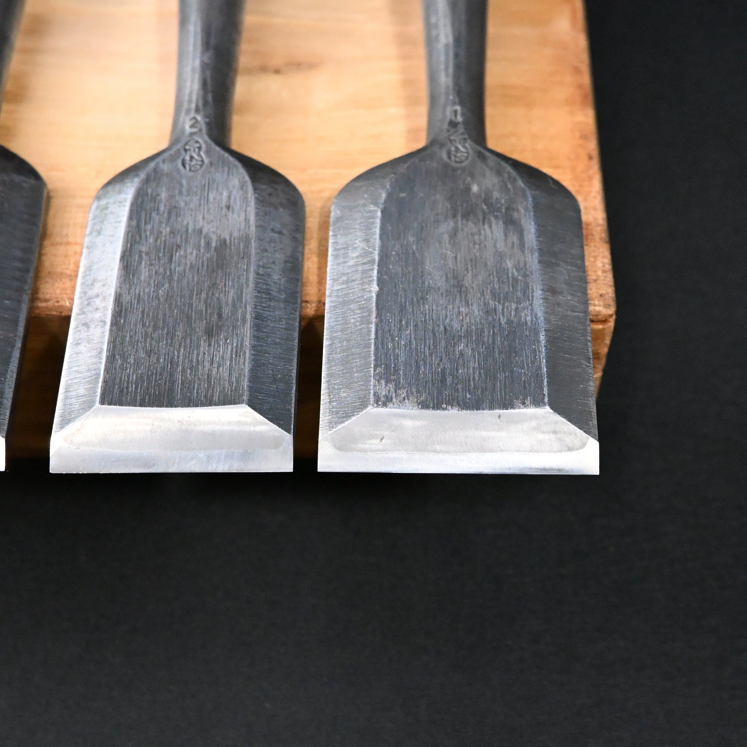 M194 Mixed set Bench chisels set for beginner by unknown smith  バラ鑿合わせ 初心者におすすめ 追入組鑿 M194