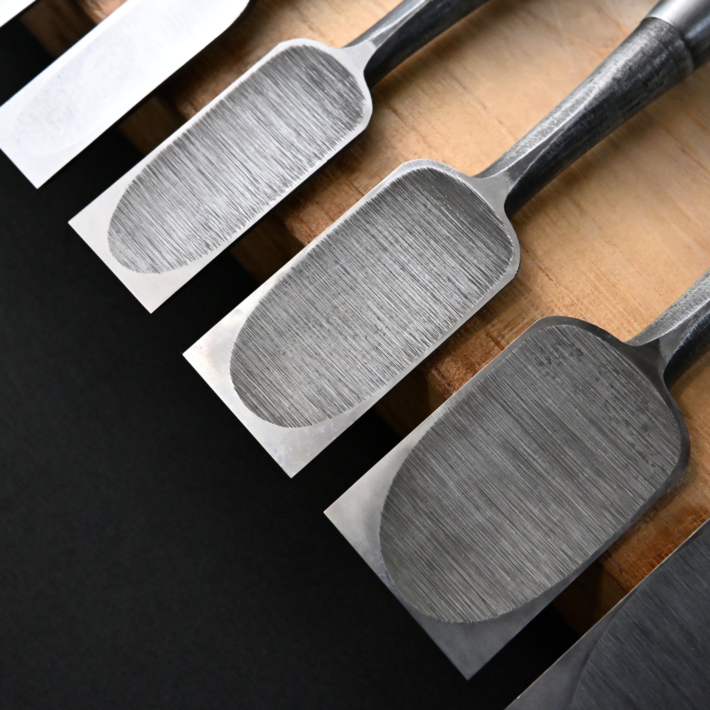 M194 Mixed set Bench chisels set for beginner by unknown smith  バラ鑿合わせ 初心者におすすめ 追入組鑿 M194