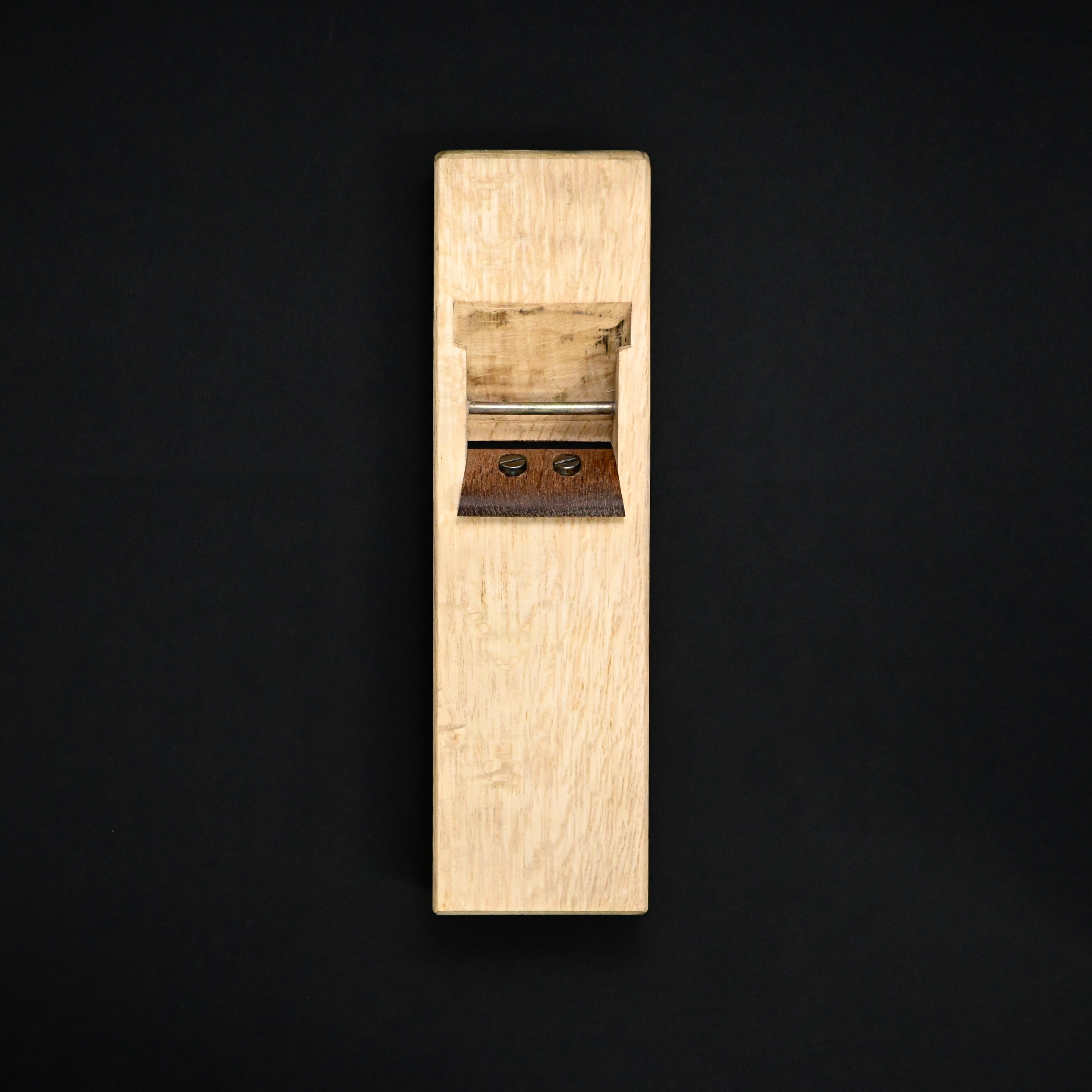 掘出し物 国造り 須藤緑郎作 仕上げ鉋 65mm    Kunizukuri Smoothing Plane(Kanna) by  Rokuro Sudo