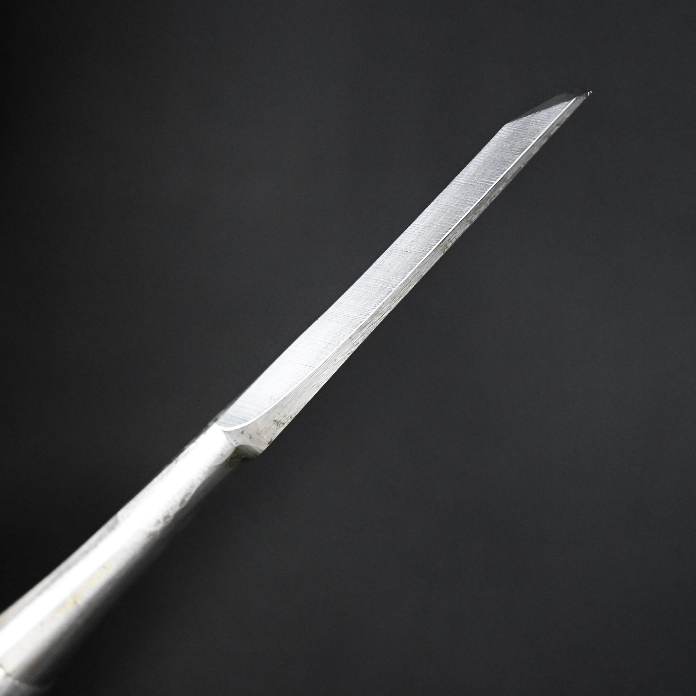 M-6 掘り出し物 侊悦作 鎬追入鑿  9mm  Old stock Kouetsu Dovetail Bench Chisels by Tasai