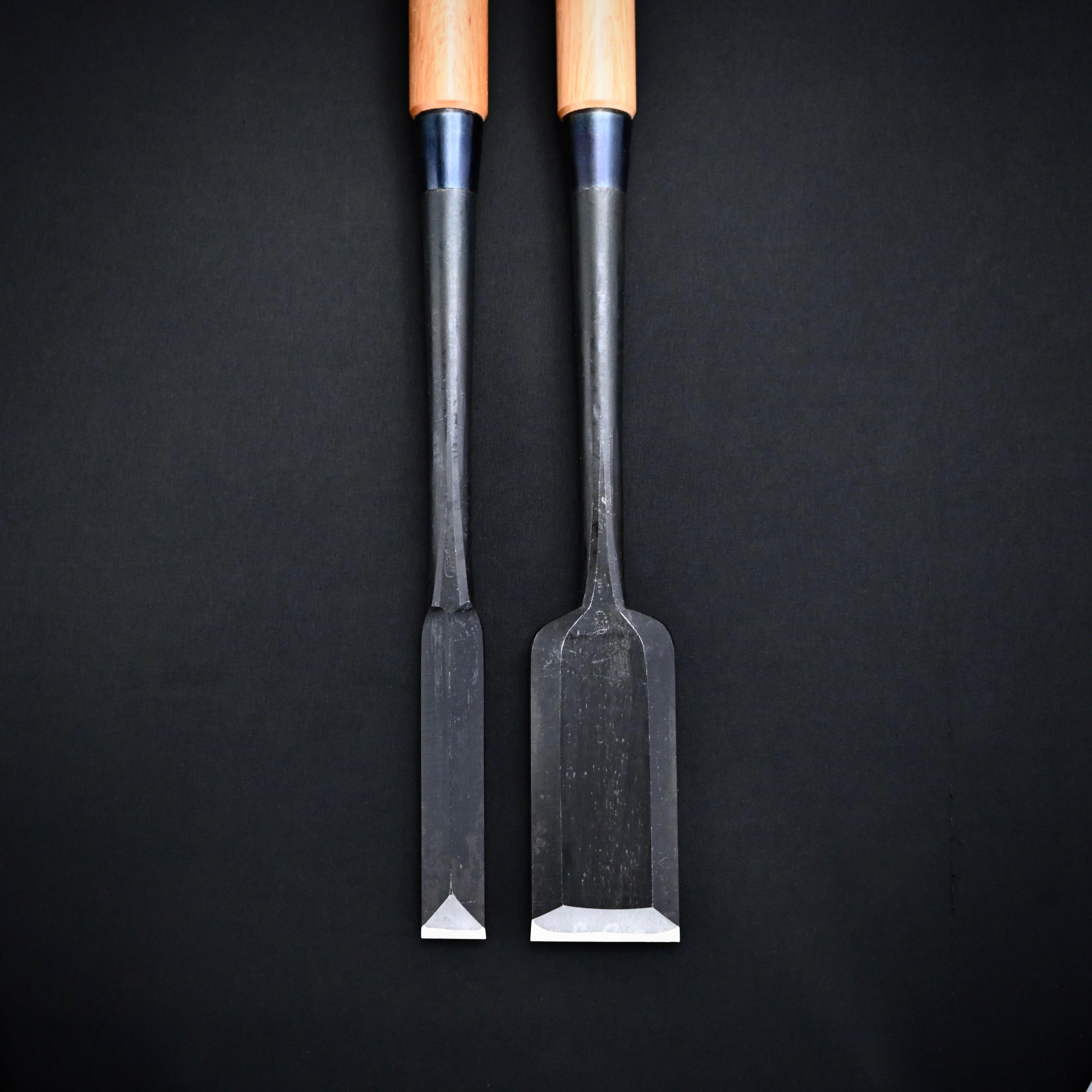 Sukemaru Slick Chisels set (Ootsuki-nomi, Hontsuki-Nomi)  with white steel 助丸 本突き組鑿  24mm / 54mm