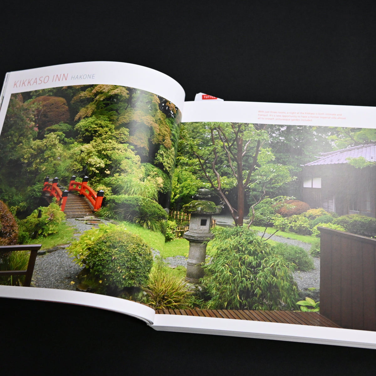 Japanese Inns & Hot Springs 日本の旅館と温泉のガイド写真集