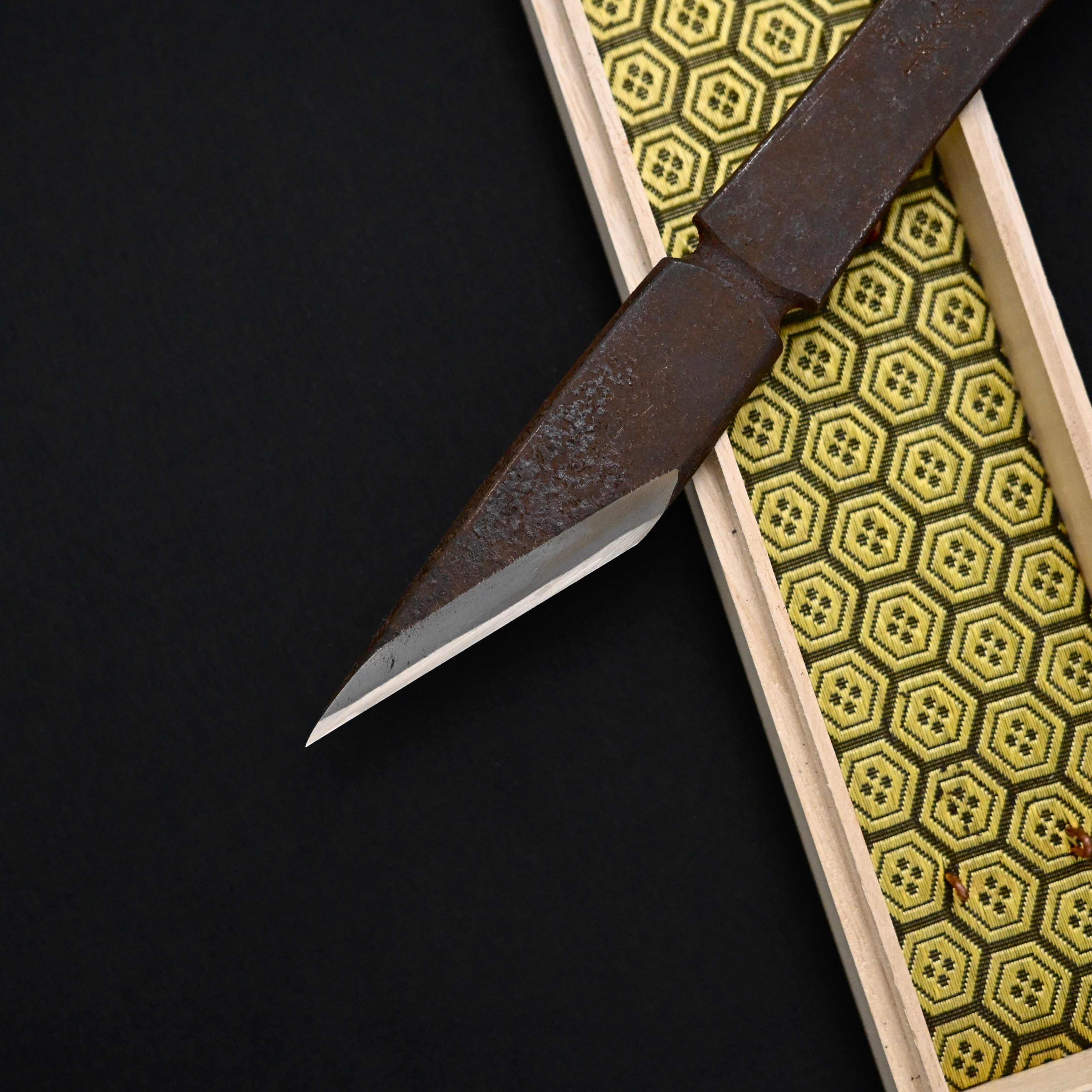 Sansen Iiki-Hirotsugu Left hand Kiridashi by Sozen Carving  山川異域 廣貢 素全作 切出し小刀 左 24mm
