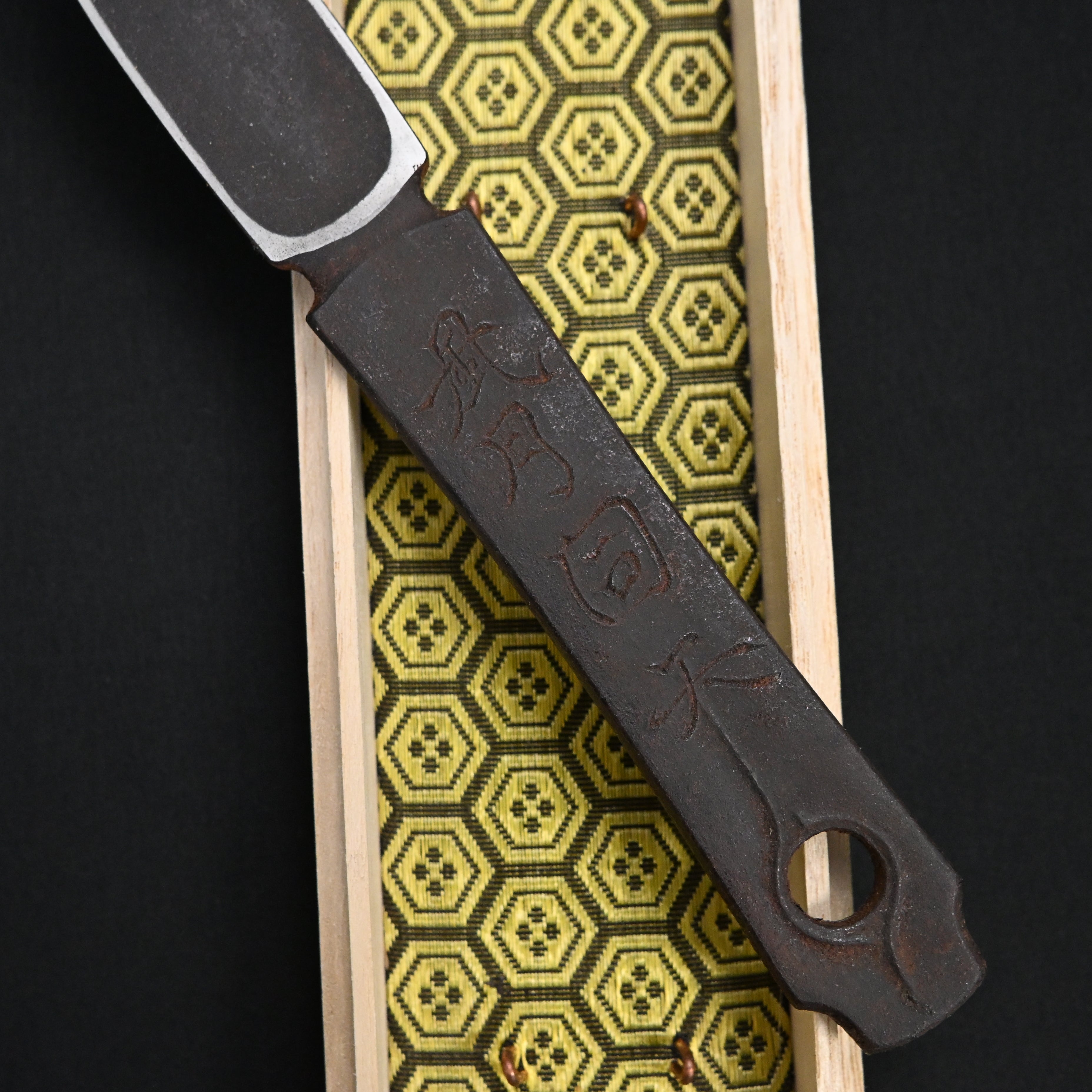 Fugetsudouten-Hirotsugu Right hand Kiridashi by Sozen  Carving  風月同天 廣貢 素全作  切出し小刀 右 24mm