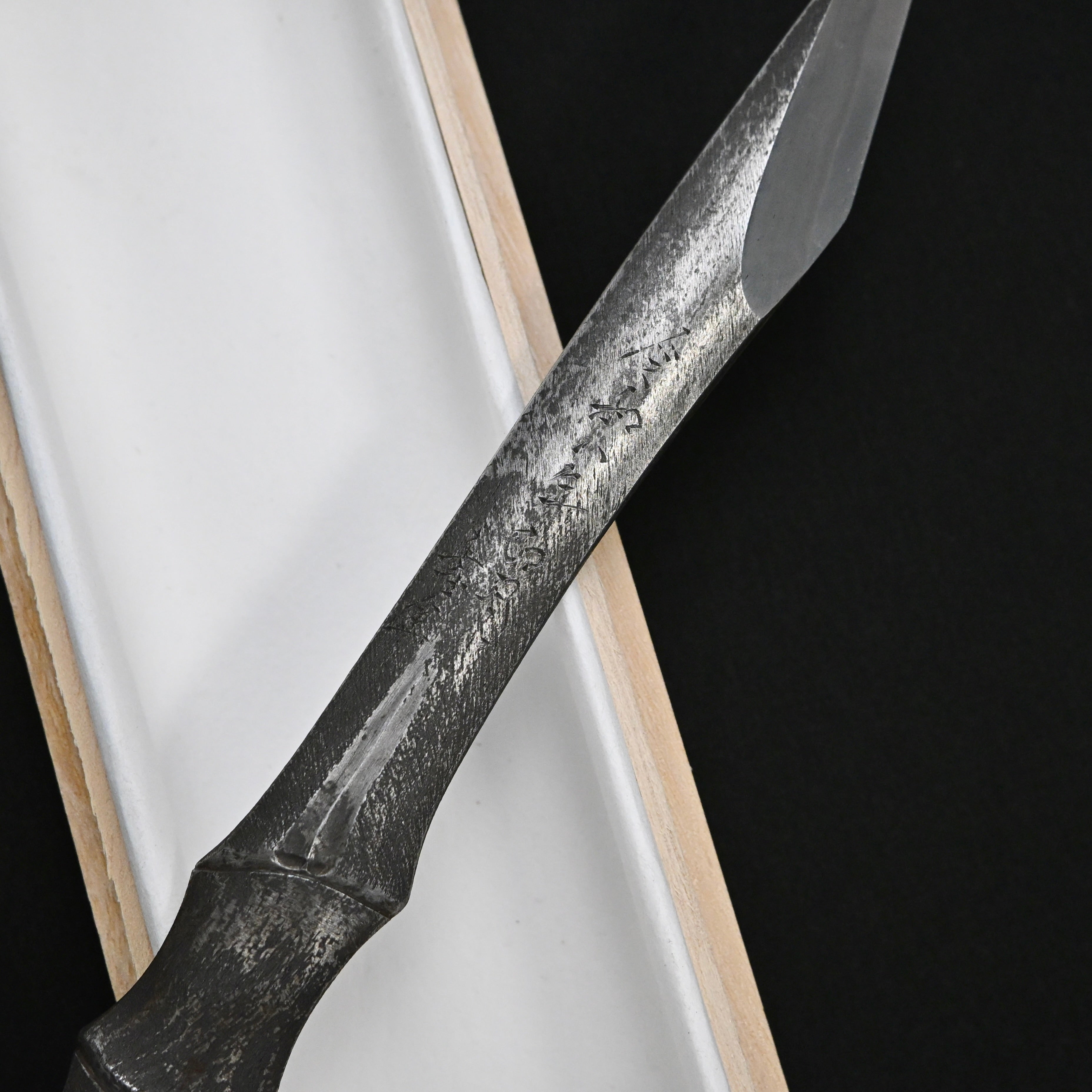 Mizumute Kiridashi Knife Right hand by Sozen Carving  水無定 素全作 切出し小刀 右 18mm