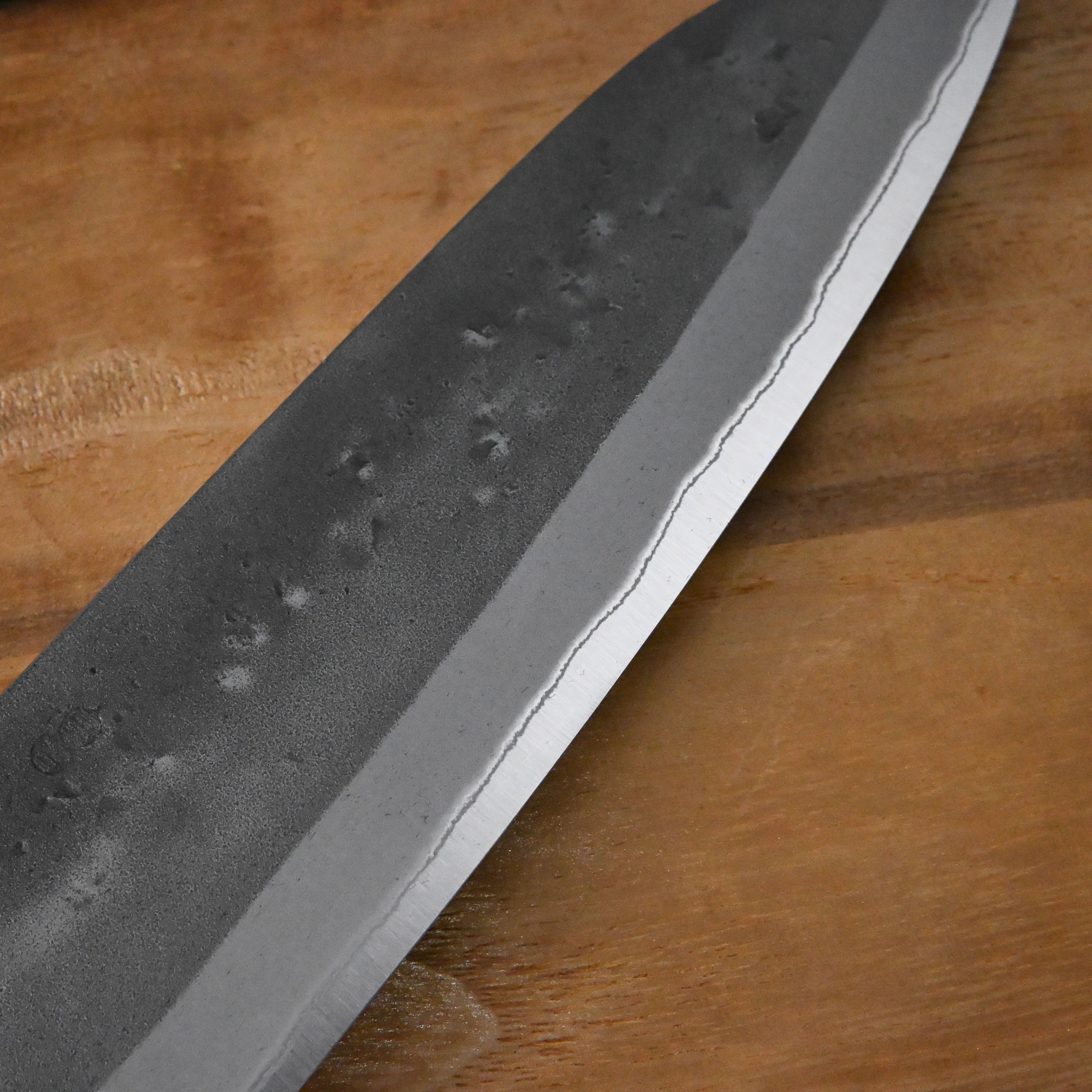 Muneyoshi Santoku Bocho with blue steel 宗吉 三徳包丁 青紙付 165mm
