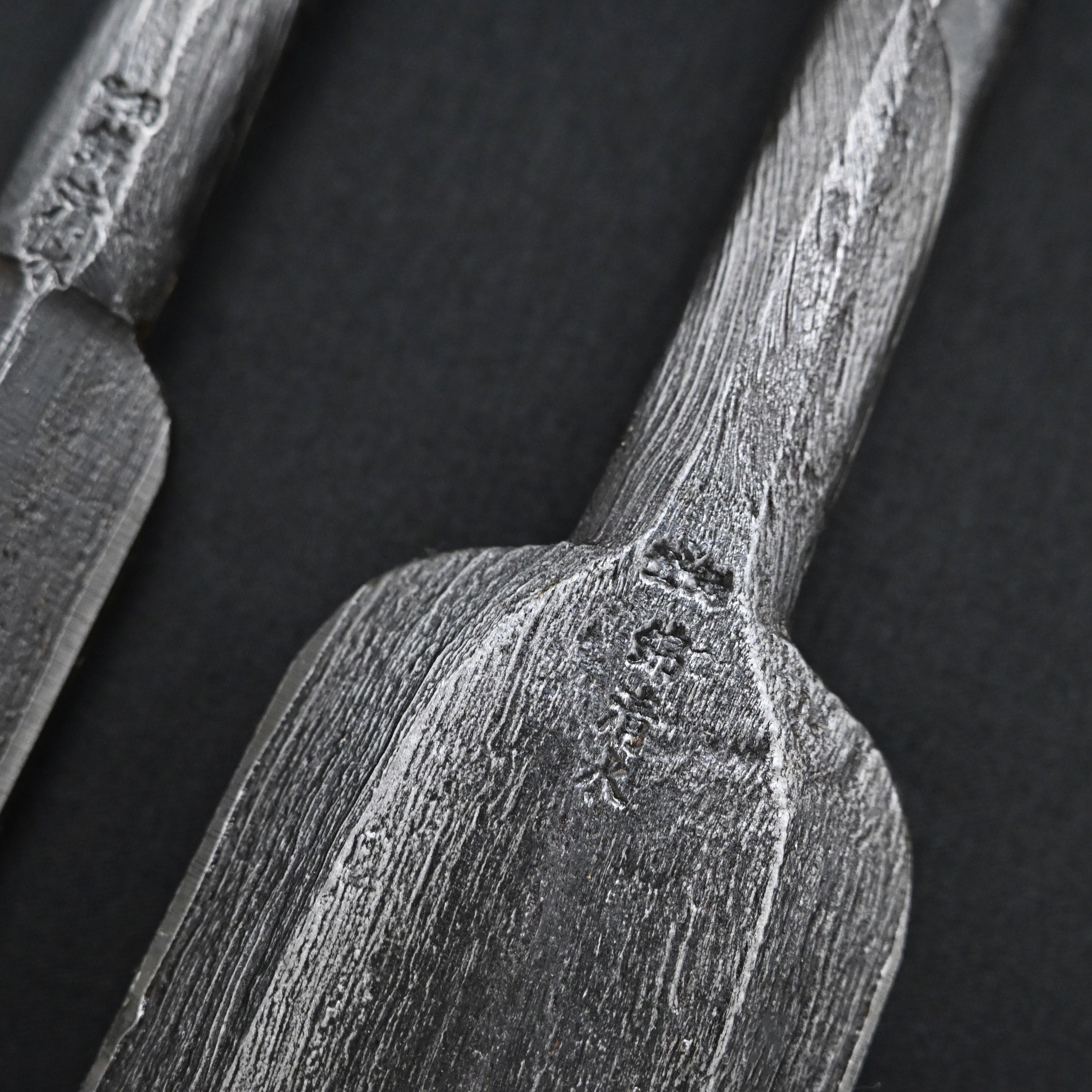 掘出し物  錦清水 木目打捻り 本突き組鑿  48,24mm    Rare Stock Nishiki Kiyomi Mokume Slick Chisels set