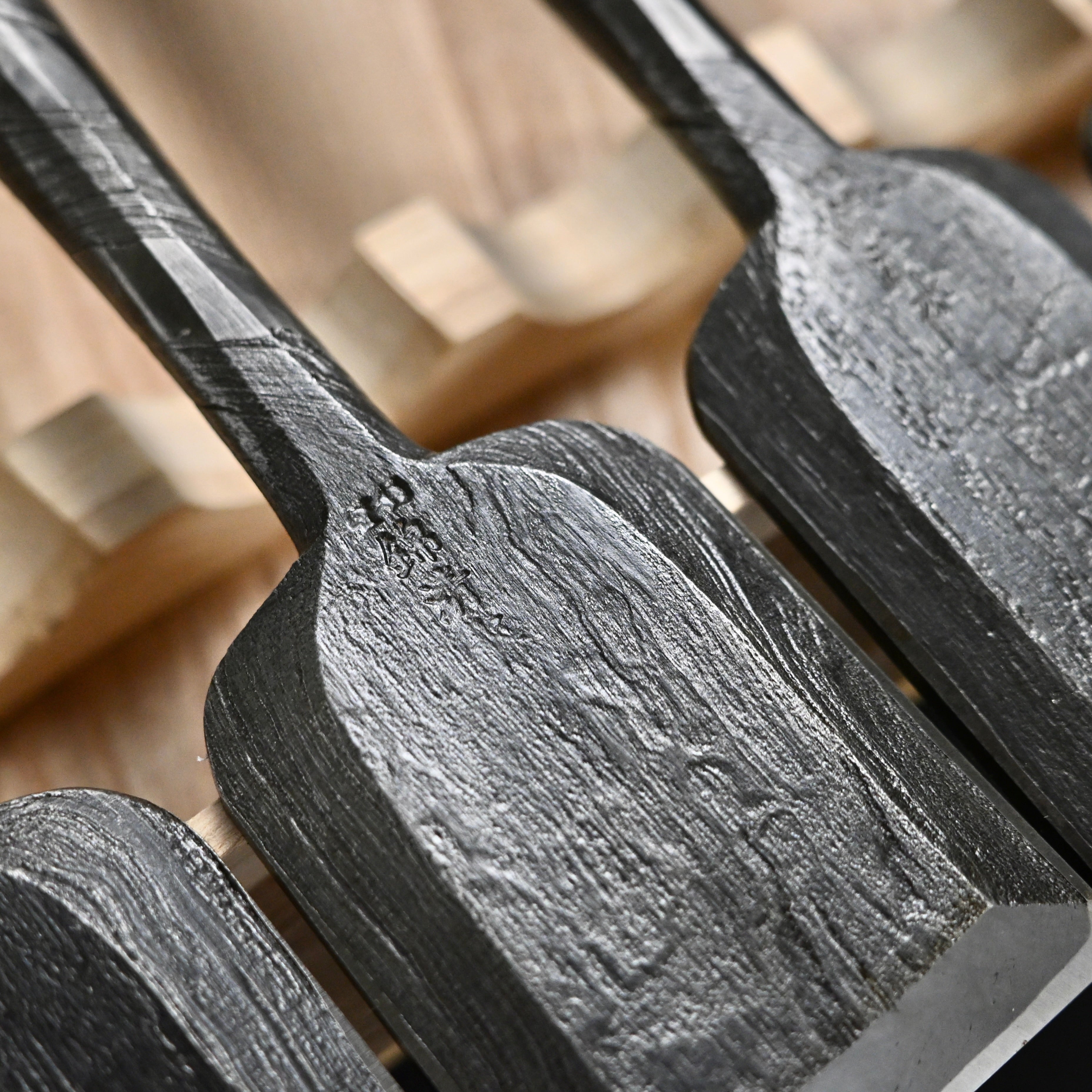 錦清水 木目打捻り 追入組鑿 15本組   Rare stock Nishiki Kiyomi Mokume Bench Chisels 15pc set