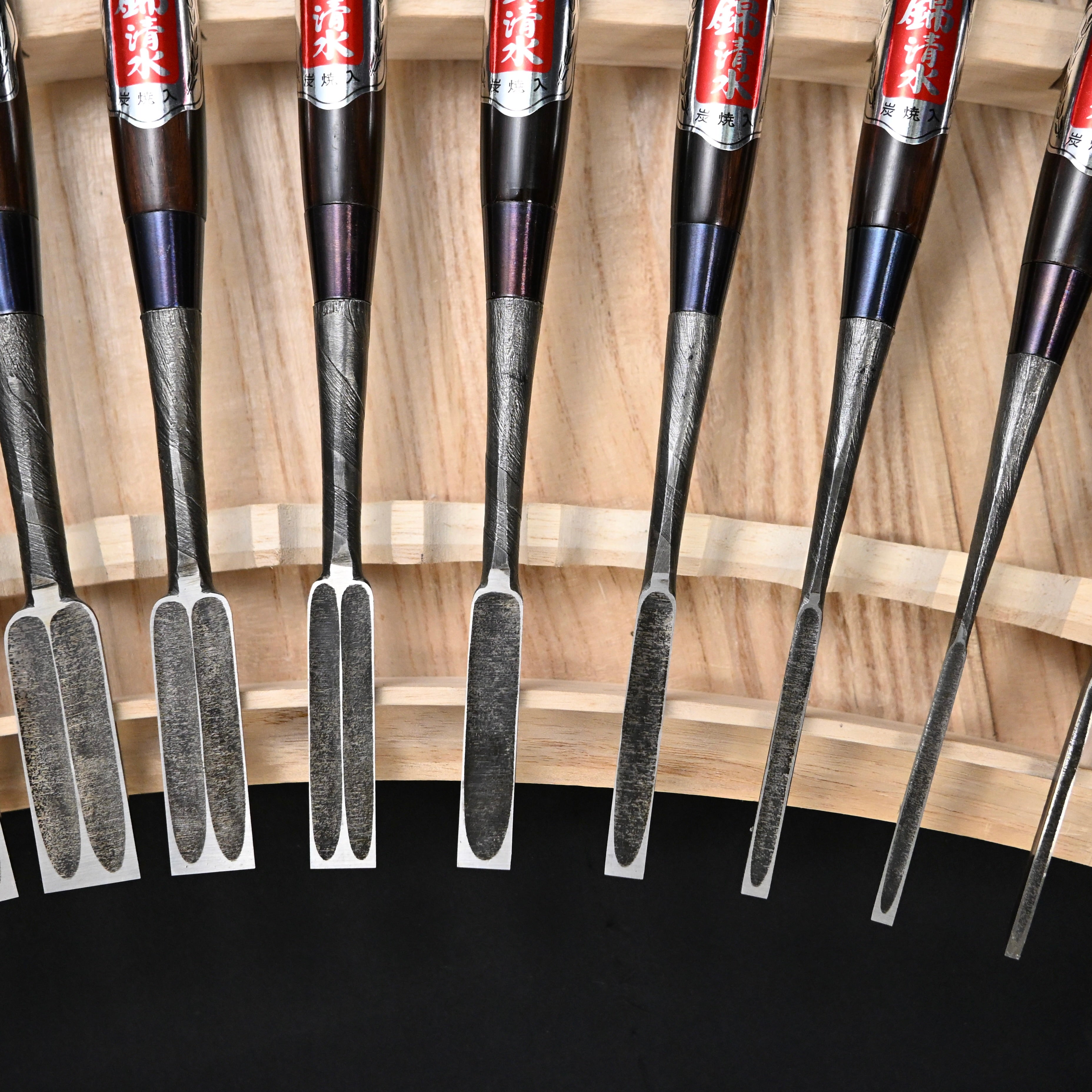 錦清水 木目打捻り 追入組鑿 15本組   Rare stock Nishiki Kiyomi Mokume Bench Chisels 15pc set