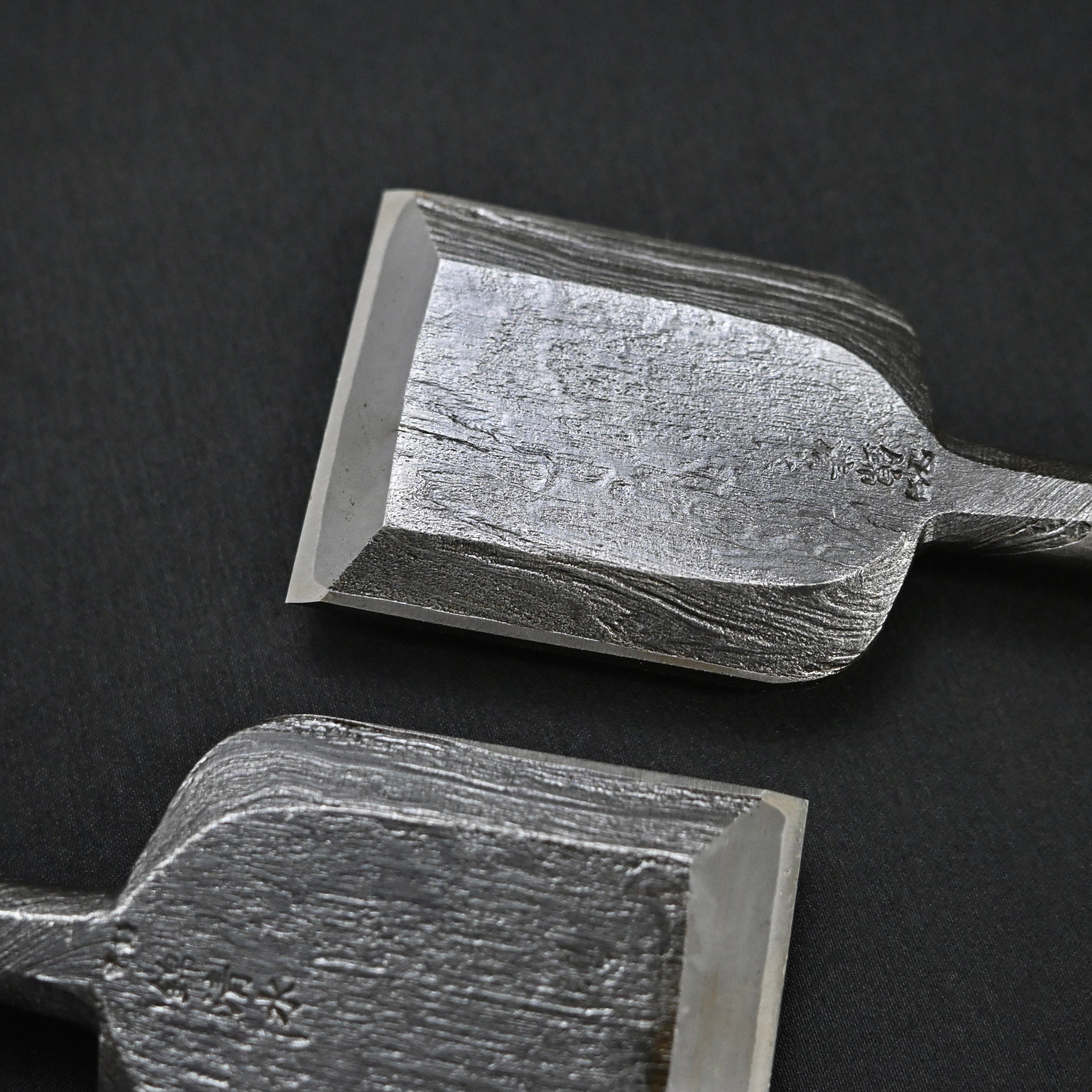 錦清水 木目打捻り 追入組鑿 15本組   Rare stock Nishiki Kiyomi Mokume Bench Chisels 15pc set