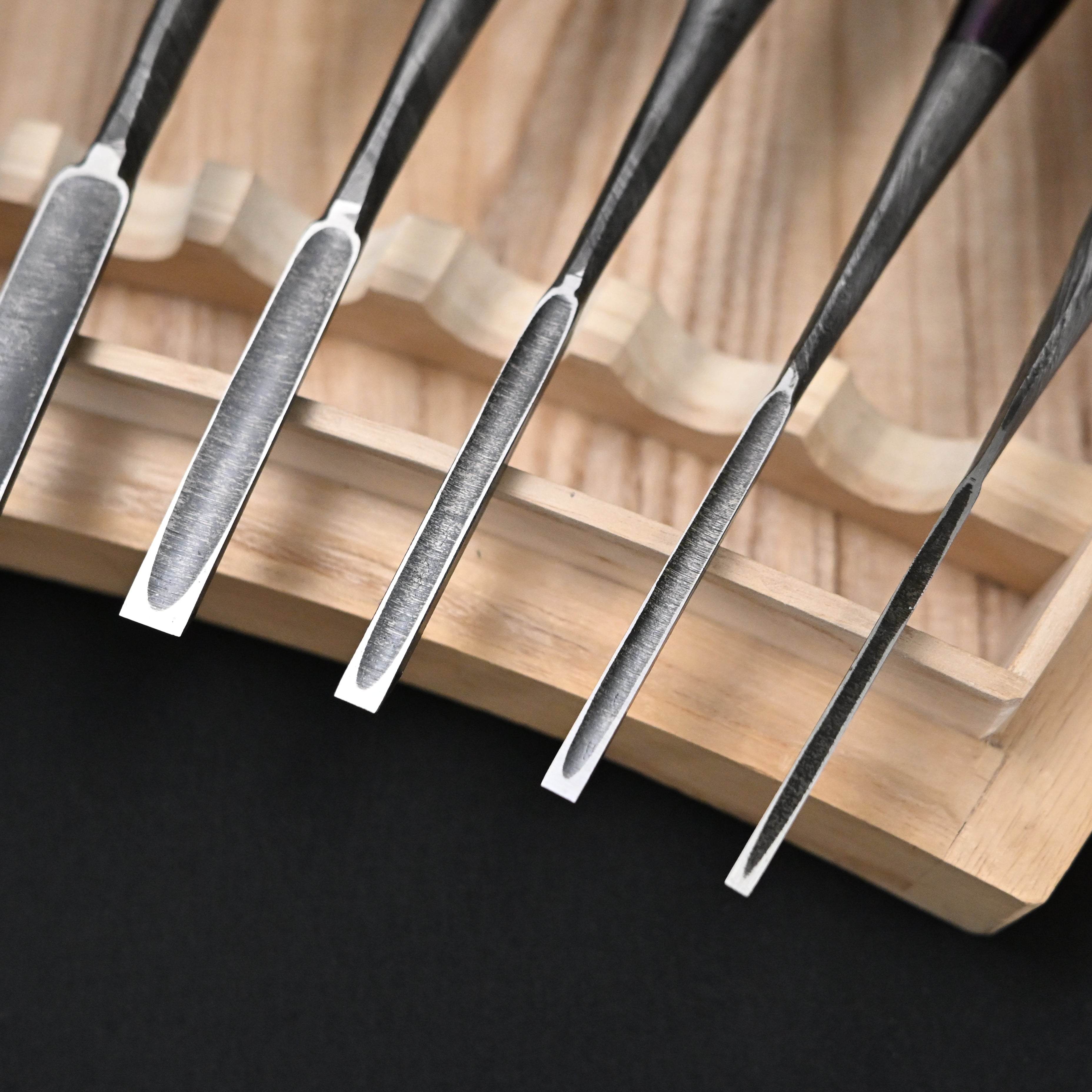 錦清水 木目打捻り 追入組鑿 15本組   Rare stock Nishiki Kiyomi Mokume Bench Chisels 15pc set