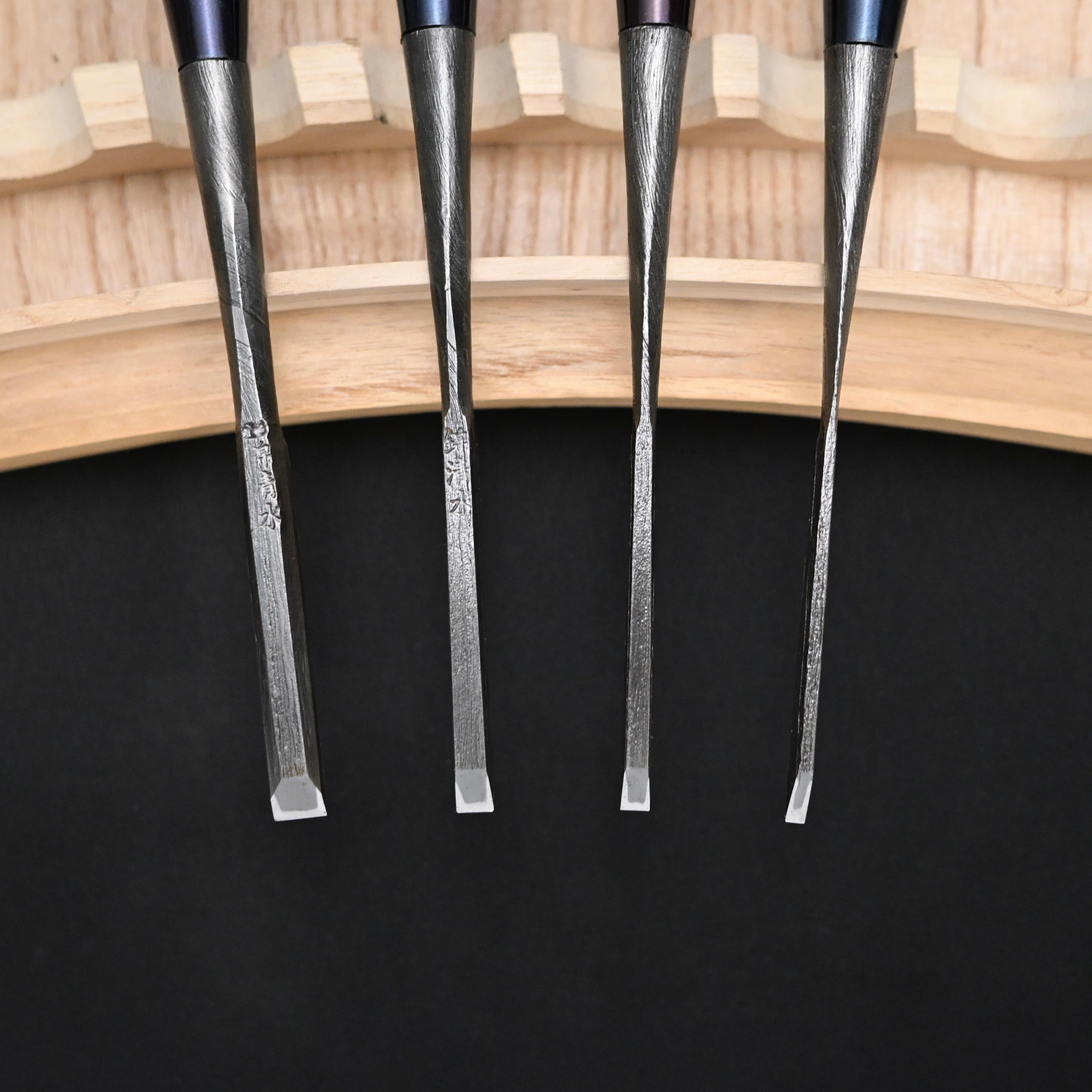 錦清水 木目打捻り 追入組鑿 15本組   Rare stock Nishiki Kiyomi Mokume Bench Chisels 15pc set