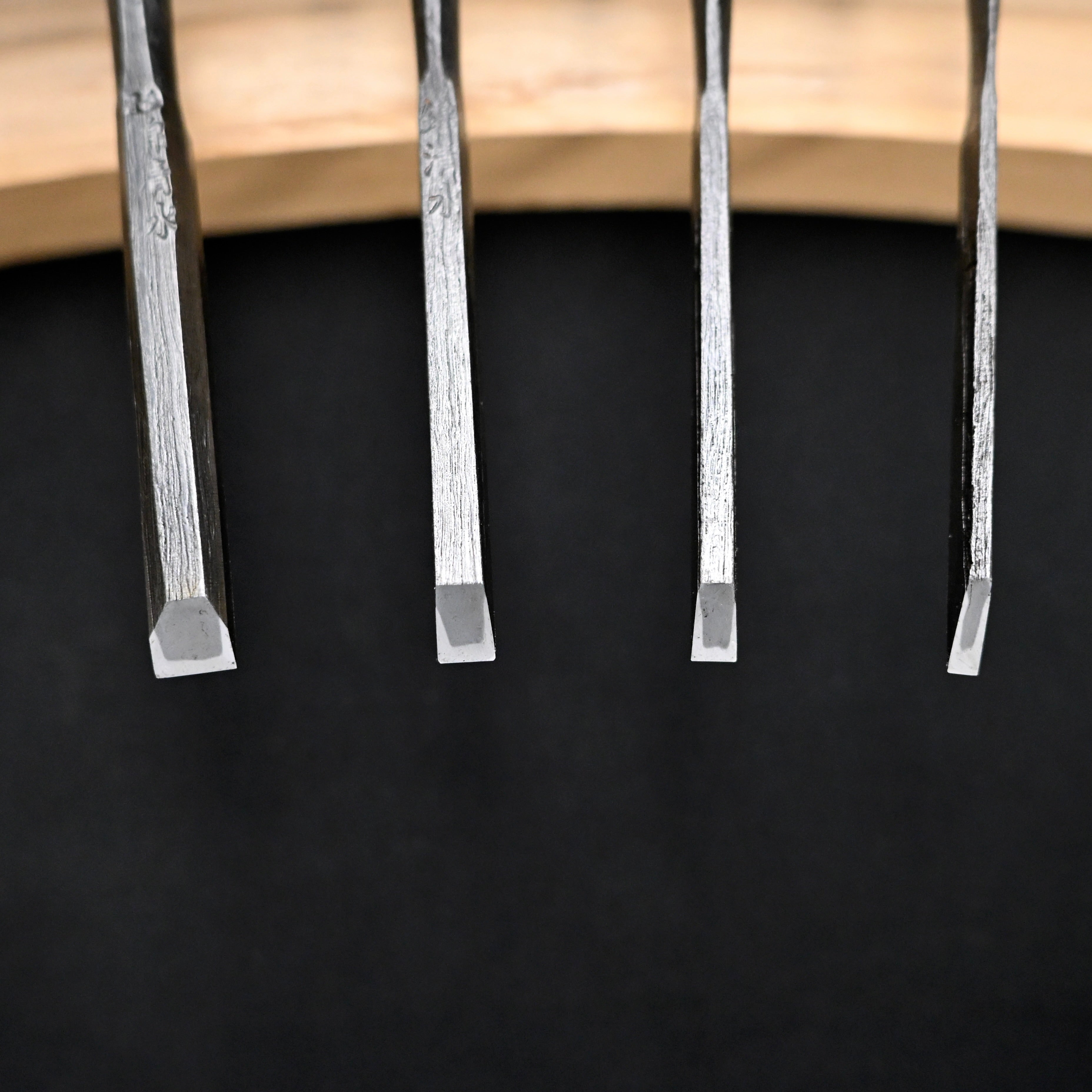 錦清水 木目打捻り 追入組鑿 15本組   Rare stock Nishiki Kiyomi Mokume Bench Chisels 15pc set