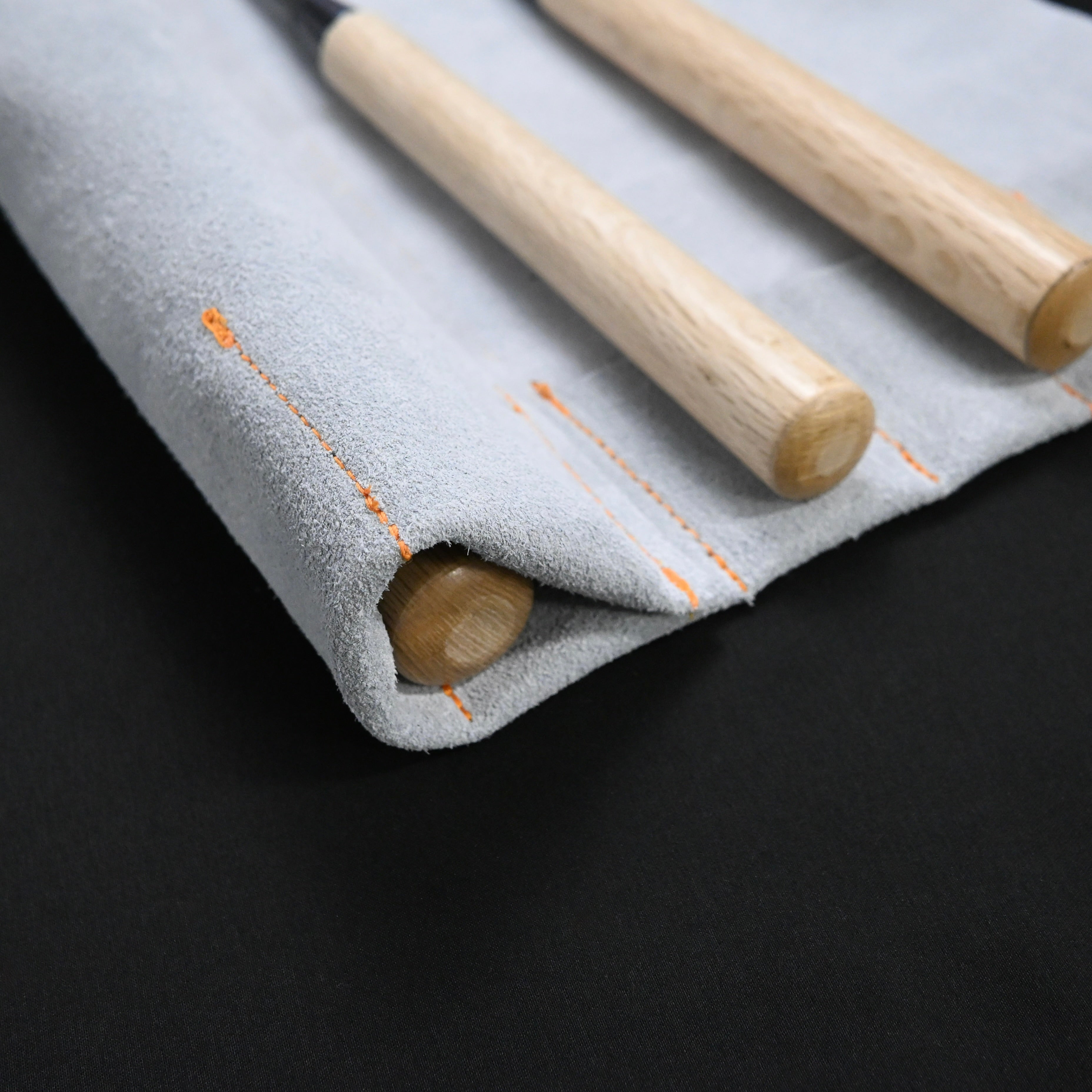 Chisel Leather Roll Bag  For Paring chisels  ( calfskin )       薄鑿用鑿巻  床革製