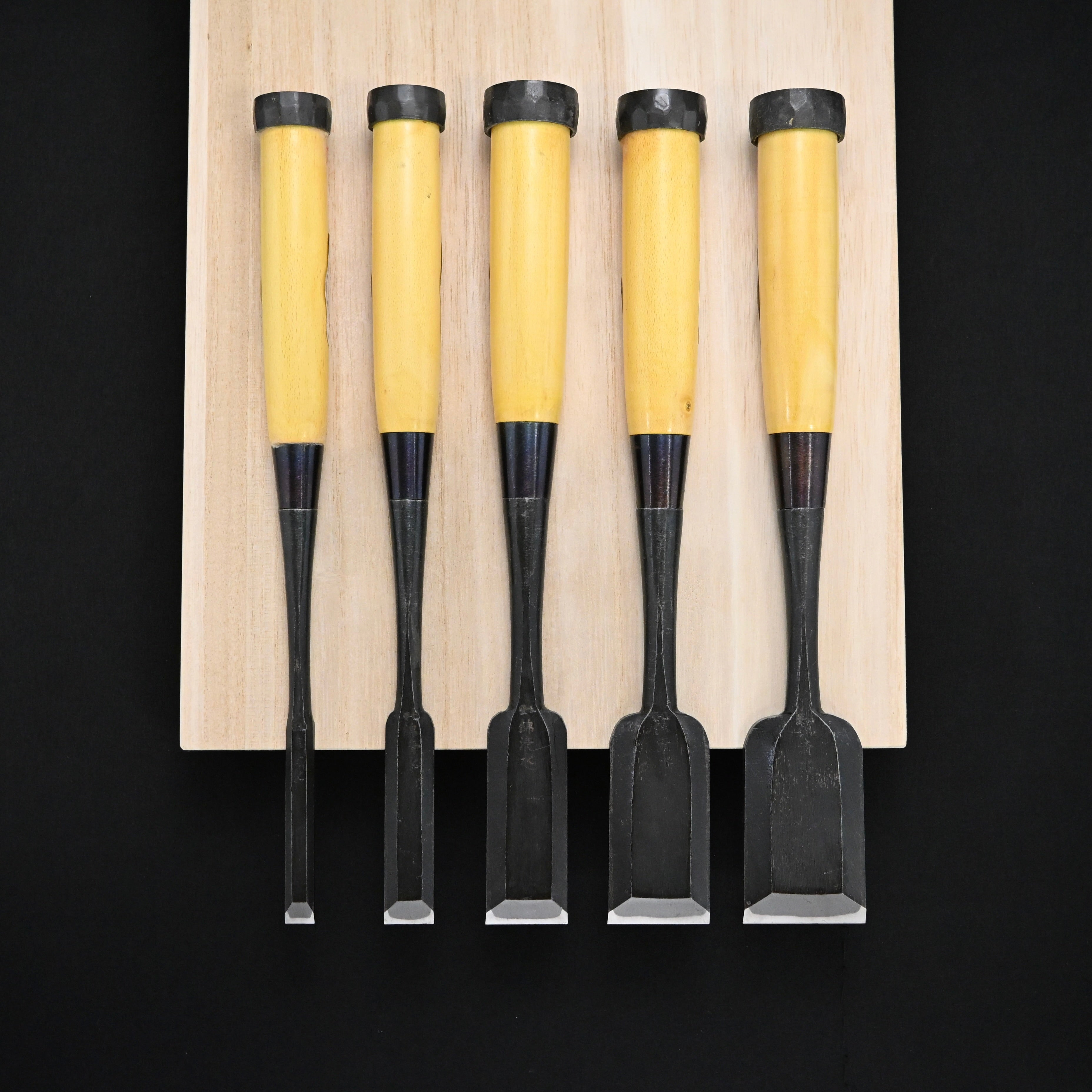 #9掘出し物  錦清水 鑿5本セット グミ柄     Rare Stock Nishiki Kiyomi Chisels Set 5pc with Gumi Handle