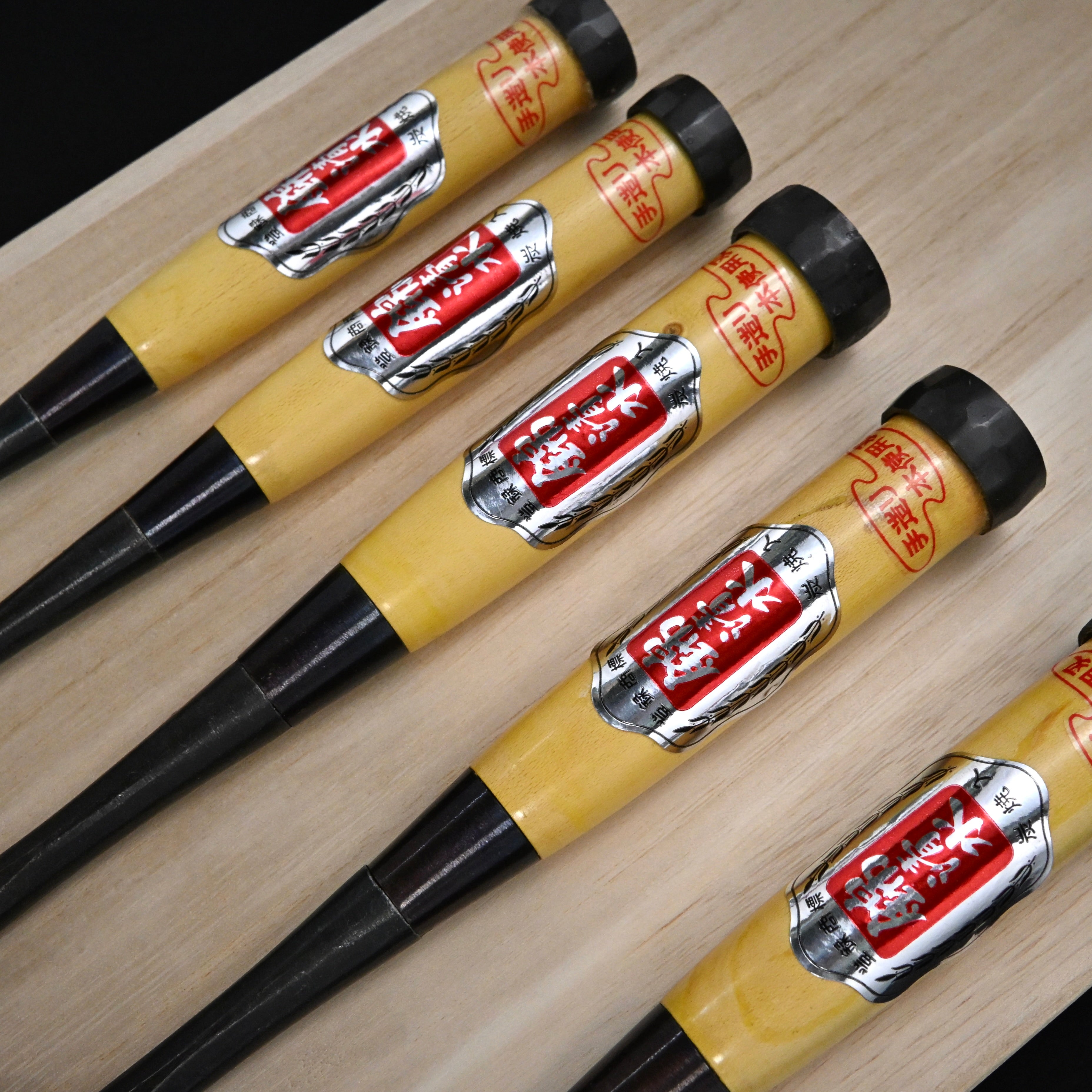 #9掘出し物  錦清水 鑿5本セット グミ柄     Rare Stock Nishiki Kiyomi Chisels Set 5pc with Gumi Handle
