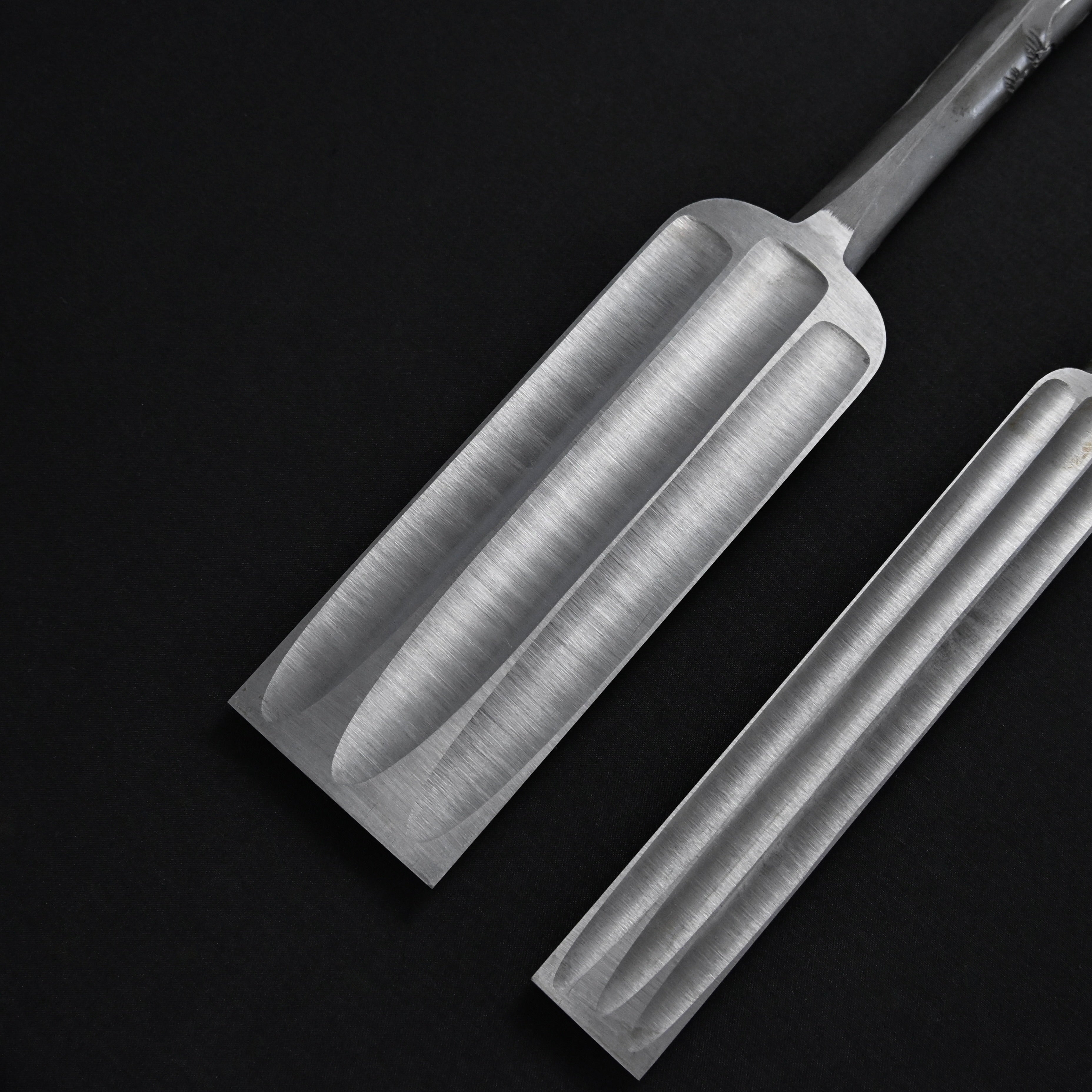 Old stock Touei Slick Chisels set with Dragon and Tiger Carving
