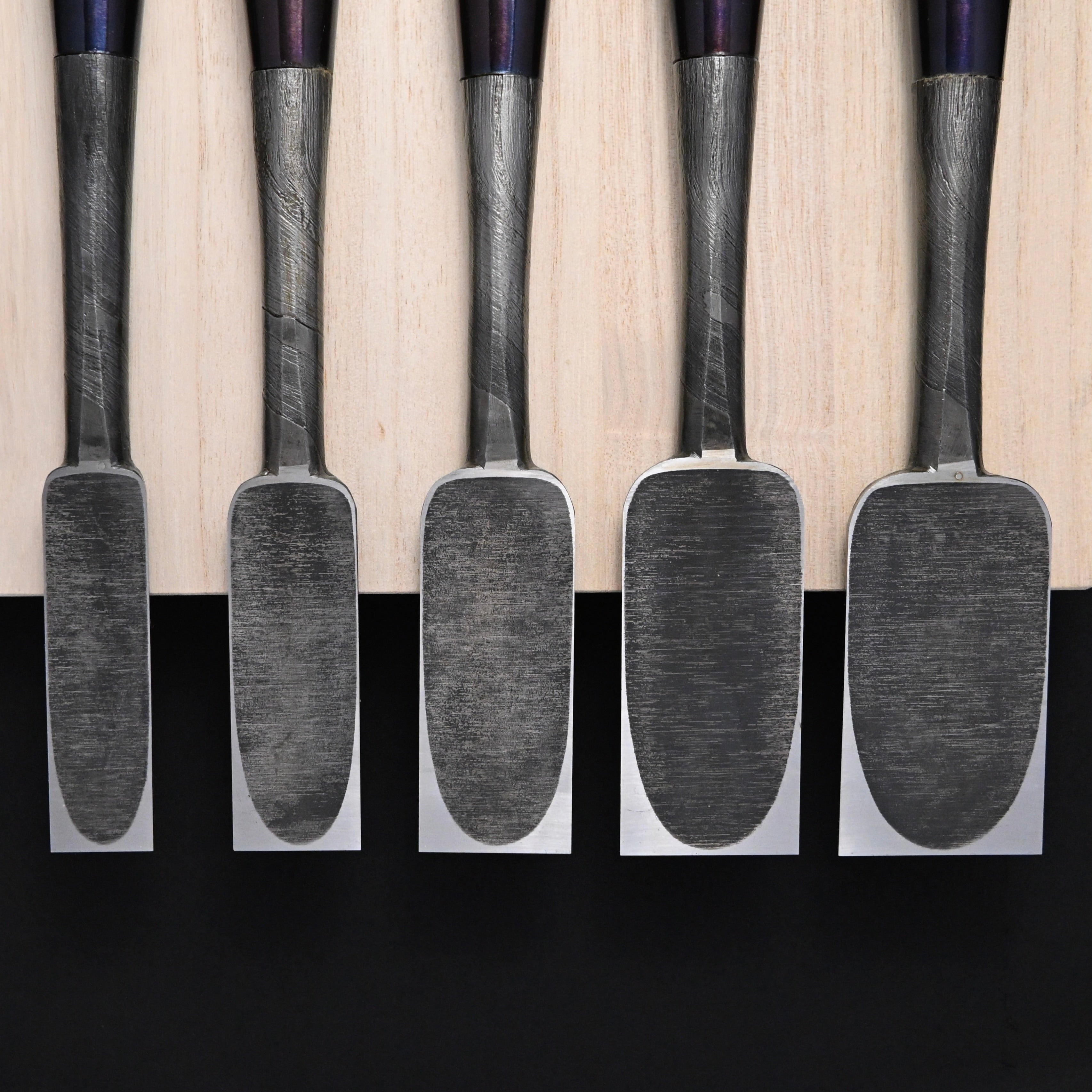 #11掘出し物  錦清水 叩き鑿5本組 グミ柄     Rare Stock Nishiki Kiyomi Timber Chisels Set 5pc with Gumi Handle