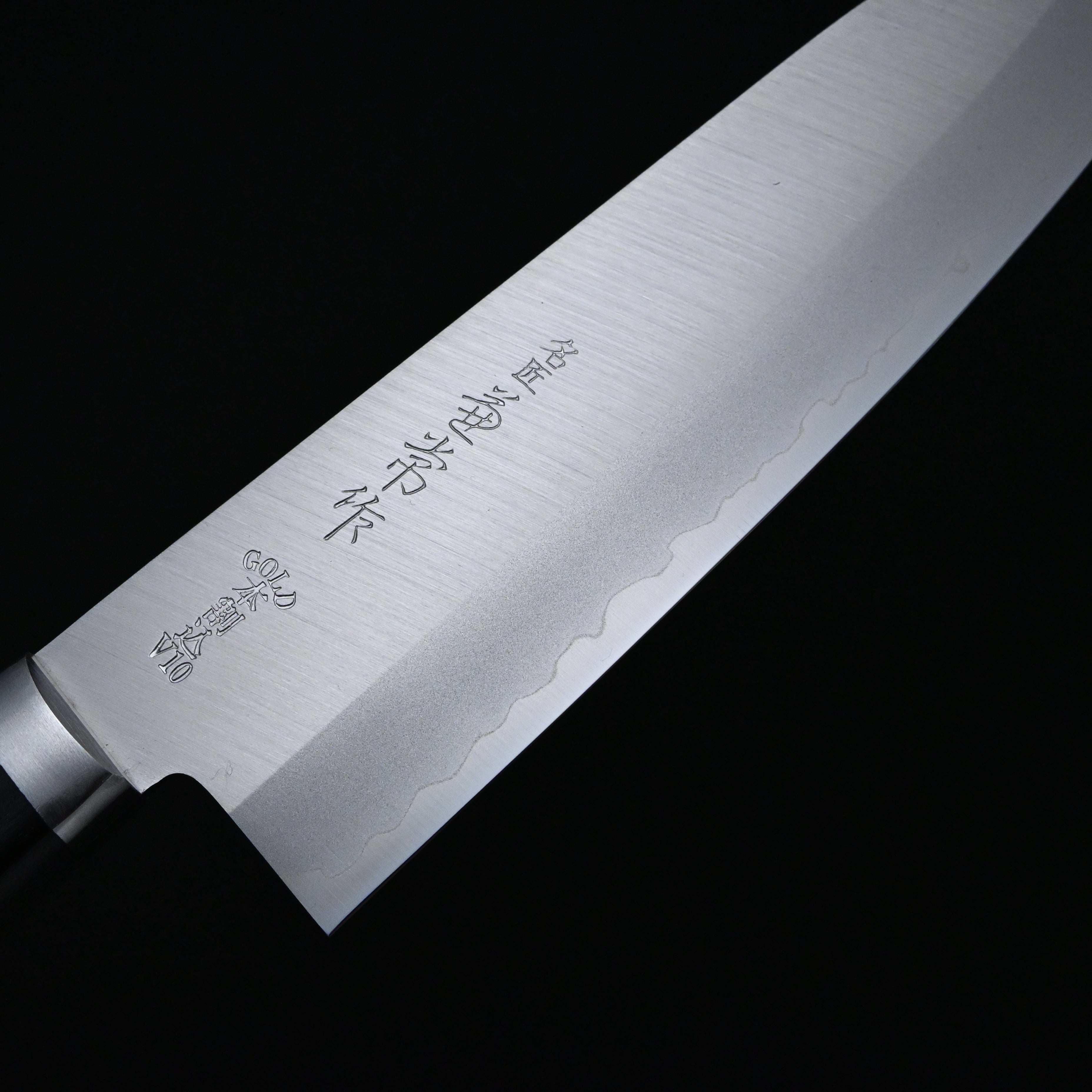 兼常作 本割込DPゴールド 口金付 黒合板柄 三徳型165mm Kanetsune