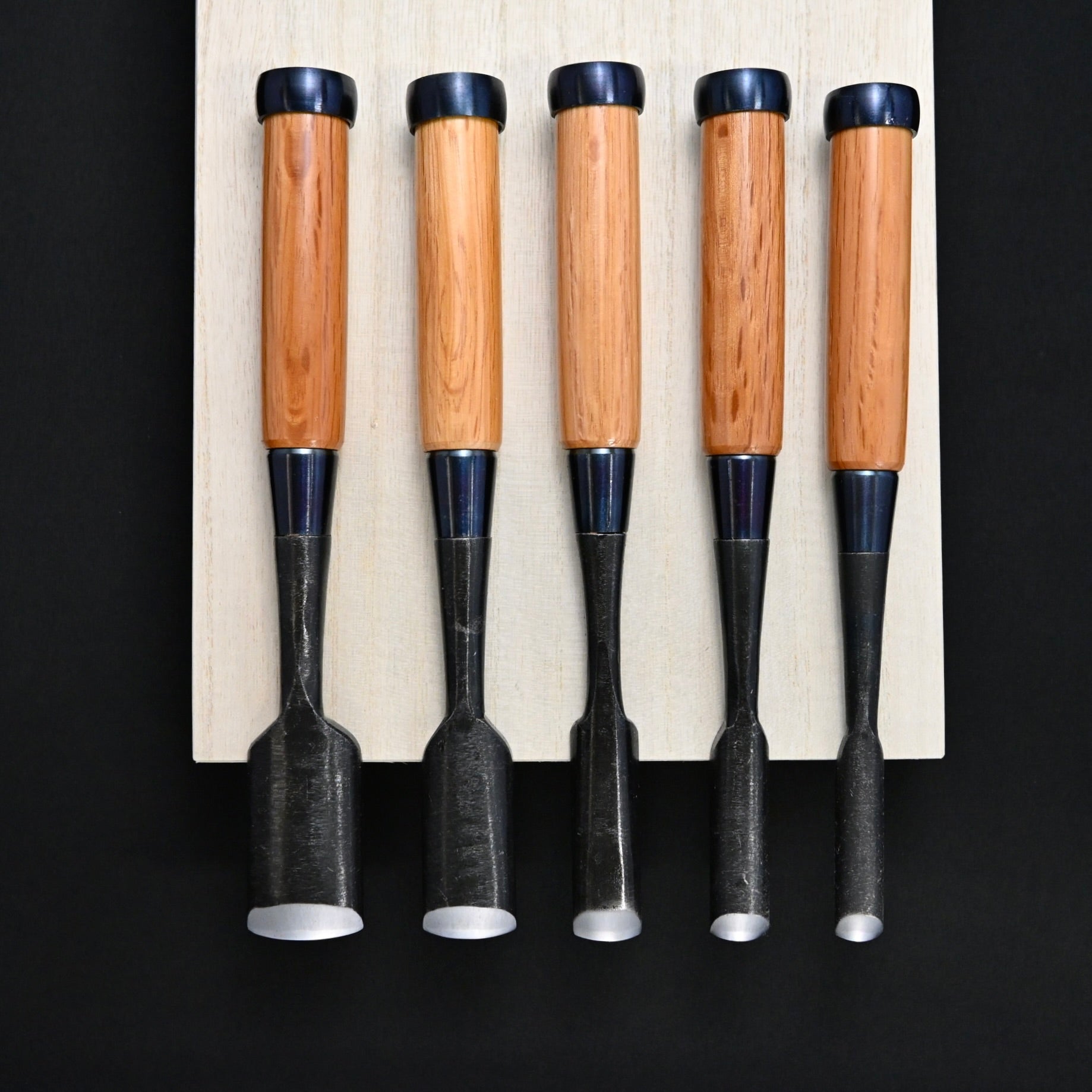 Toshikuni Uchi maru Round chisels set with white steel  利国 内丸組鑿 5本組 Uchimarunomi