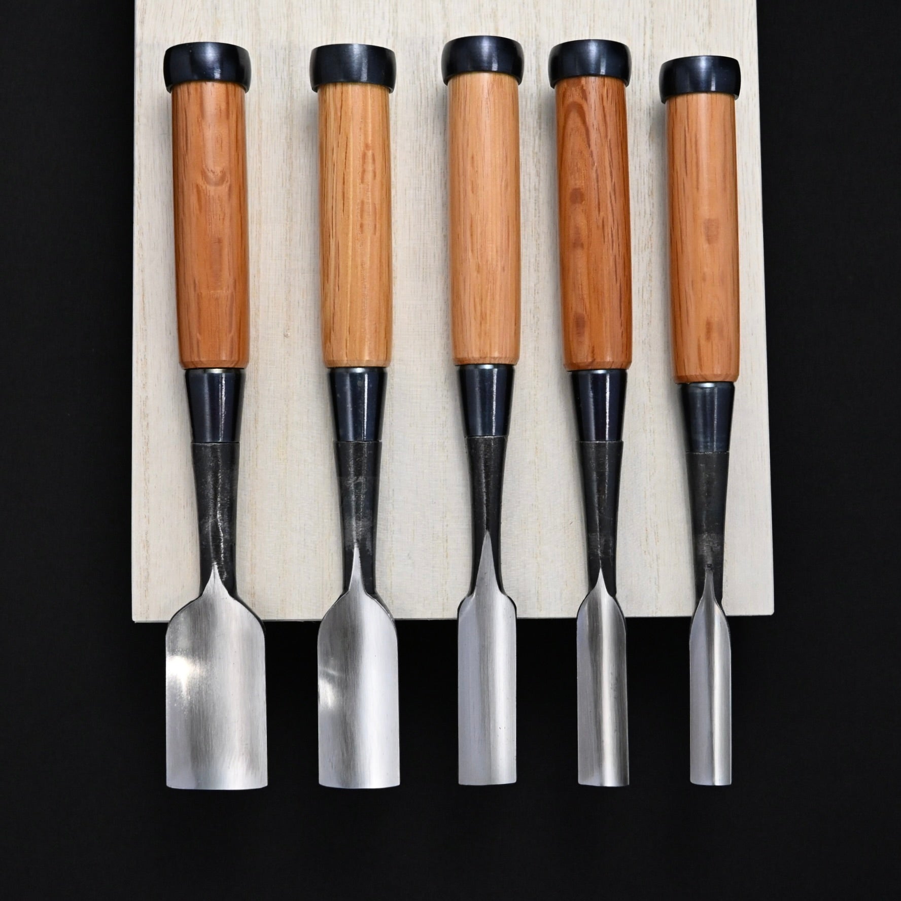Toshikuni Uchi maru Round chisels set with white steel  利国 内丸組鑿 5本組 Uchimarunomi