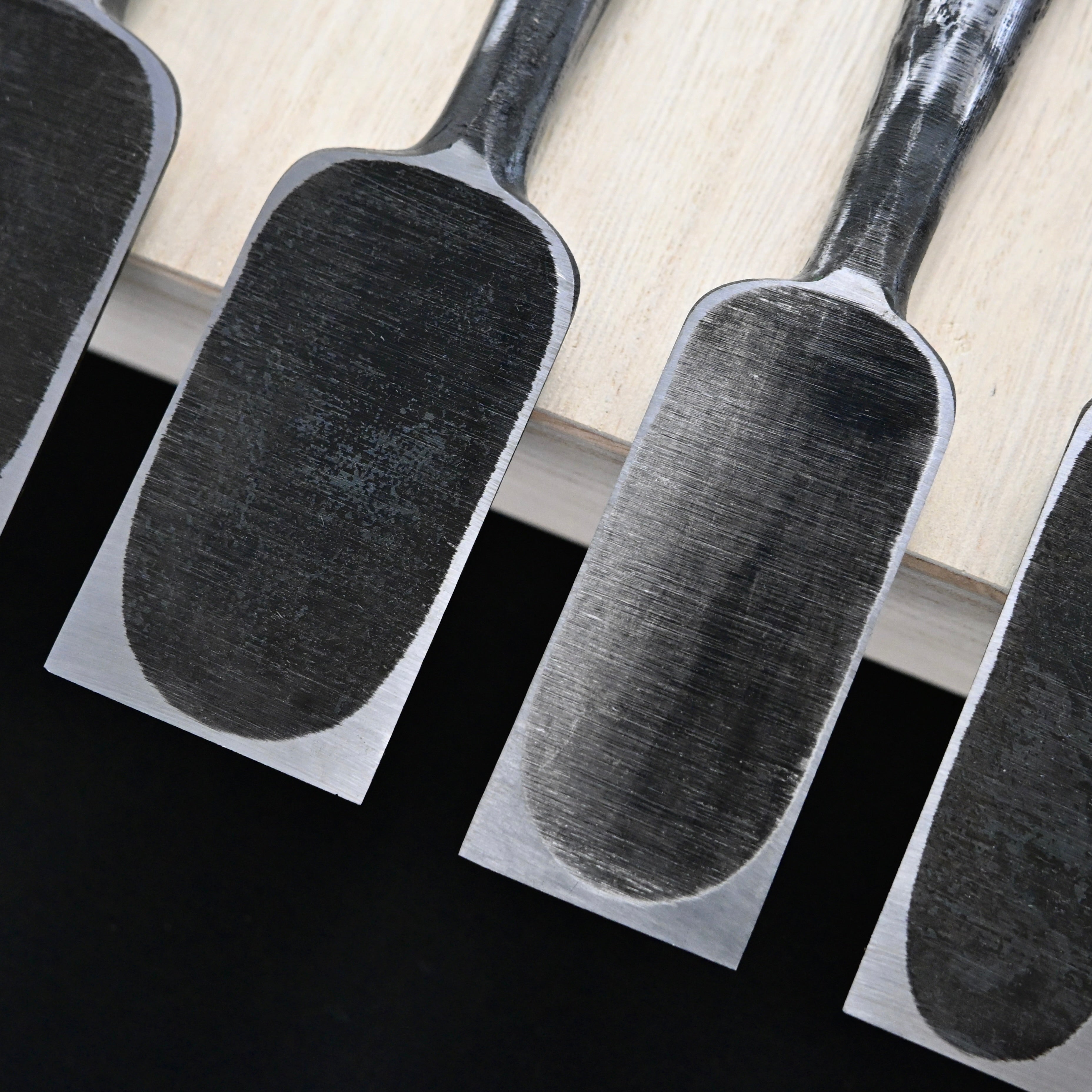 Sukemasa Suminagashi Bench chisels set with Box wood Handles 助正 墨流し 追入組鑿  柘植柄付