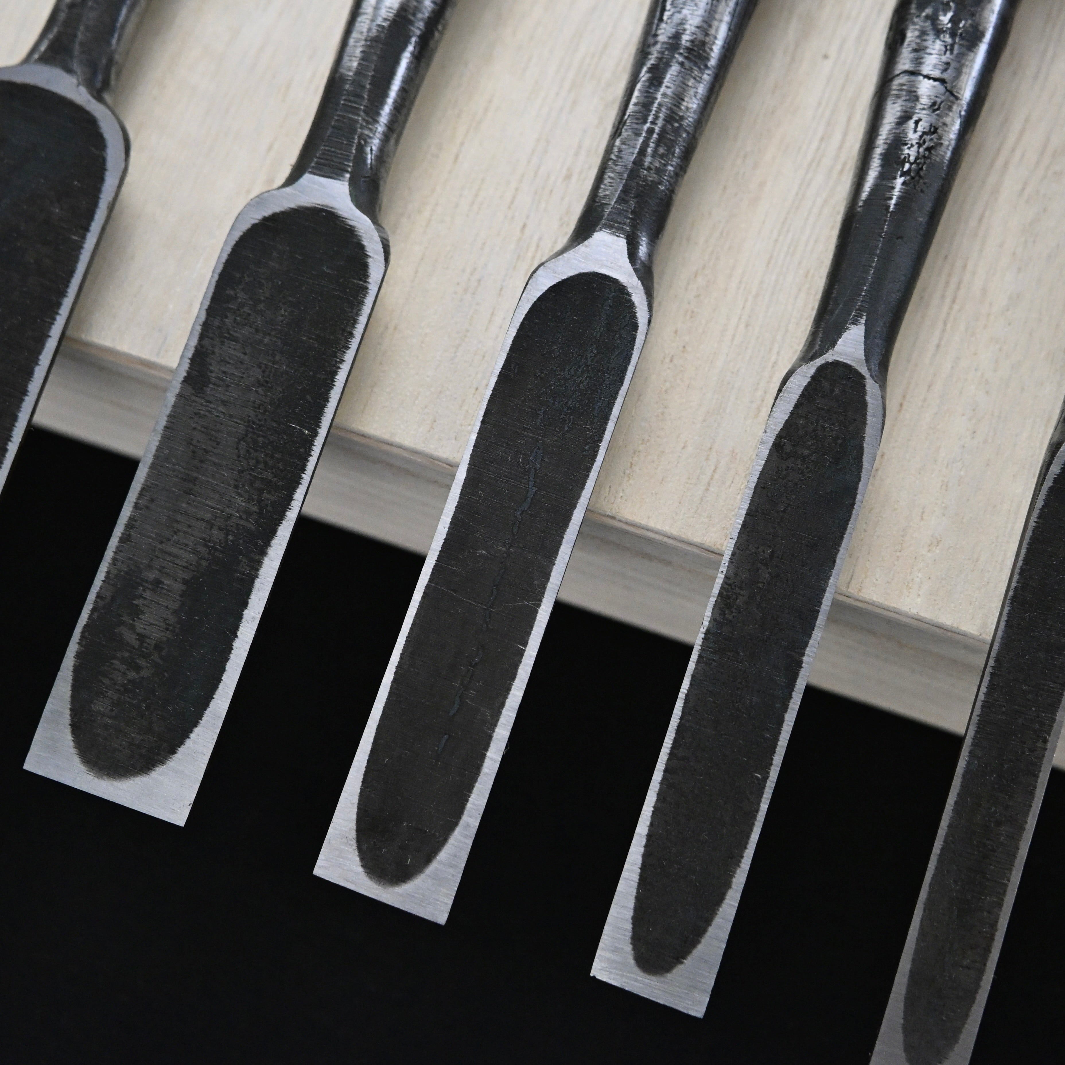 Sukemasa Suminagashi Bench chisels set with Box wood Handles 助正 墨流し 追入組鑿  柘植柄付