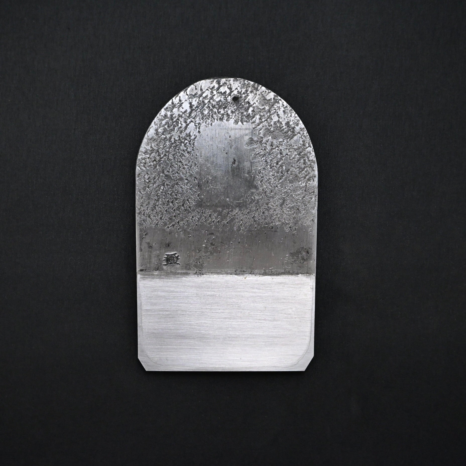 Yamamoto Smoothing Plane Blade by Yamamoto Kensuke 4th  山本健介作 犬首鋼 仕上げ鉋刃  70mm