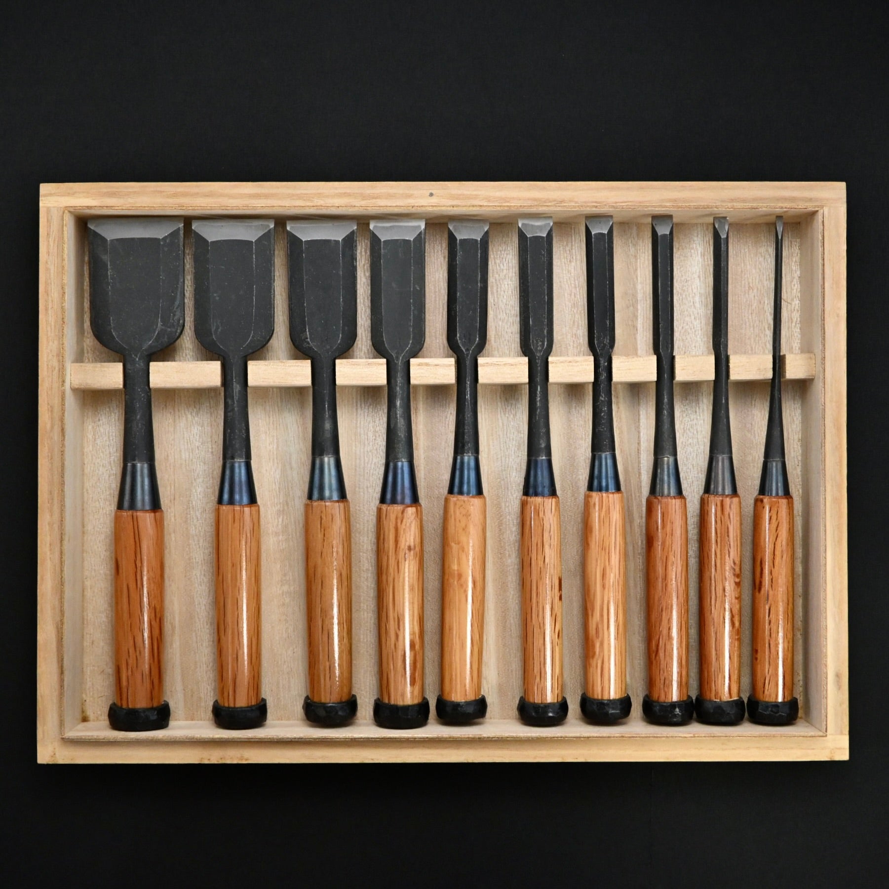二代目左久作 追入組鑿      Hidari Hisasaku 2nd Vintage Bench chisels set