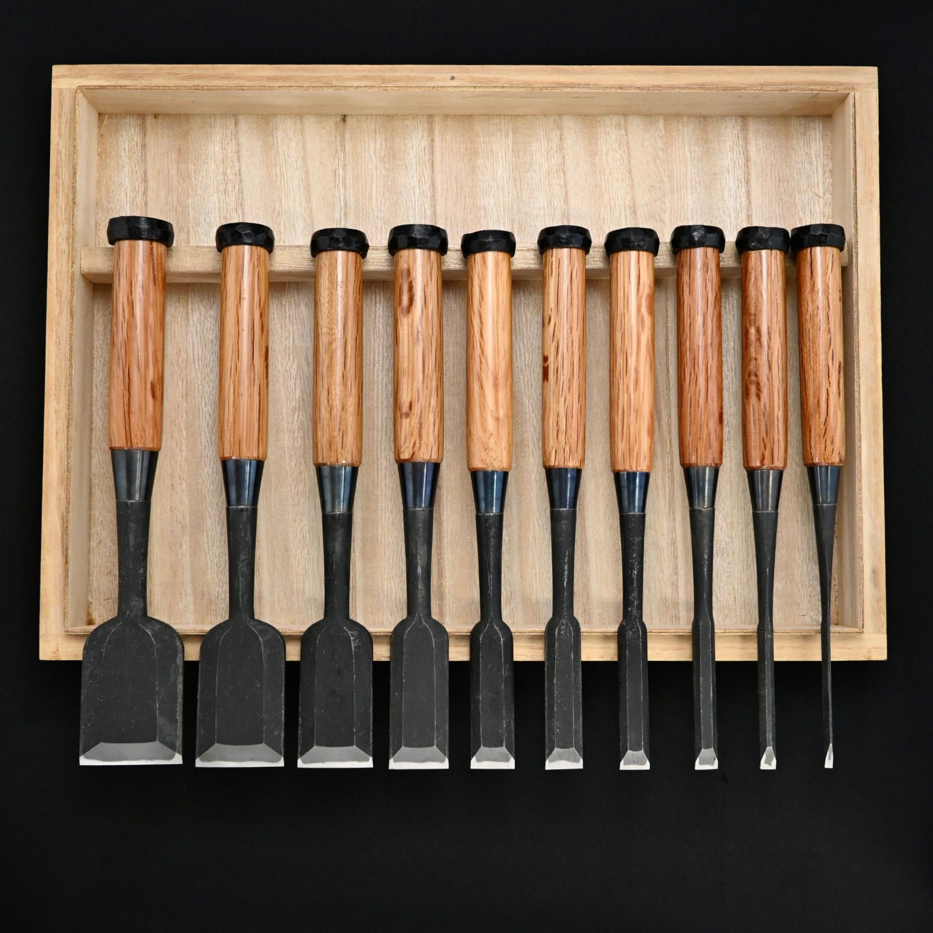 二代目左久作 追入組鑿      Hidari Hisasaku 2nd Vintage Bench chisels set