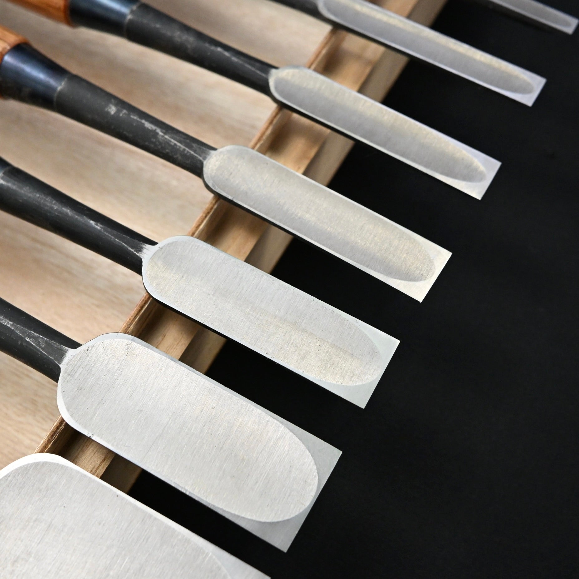 二代目左久作 追入組鑿      Hidari Hisasaku 2nd Vintage Bench chisels set