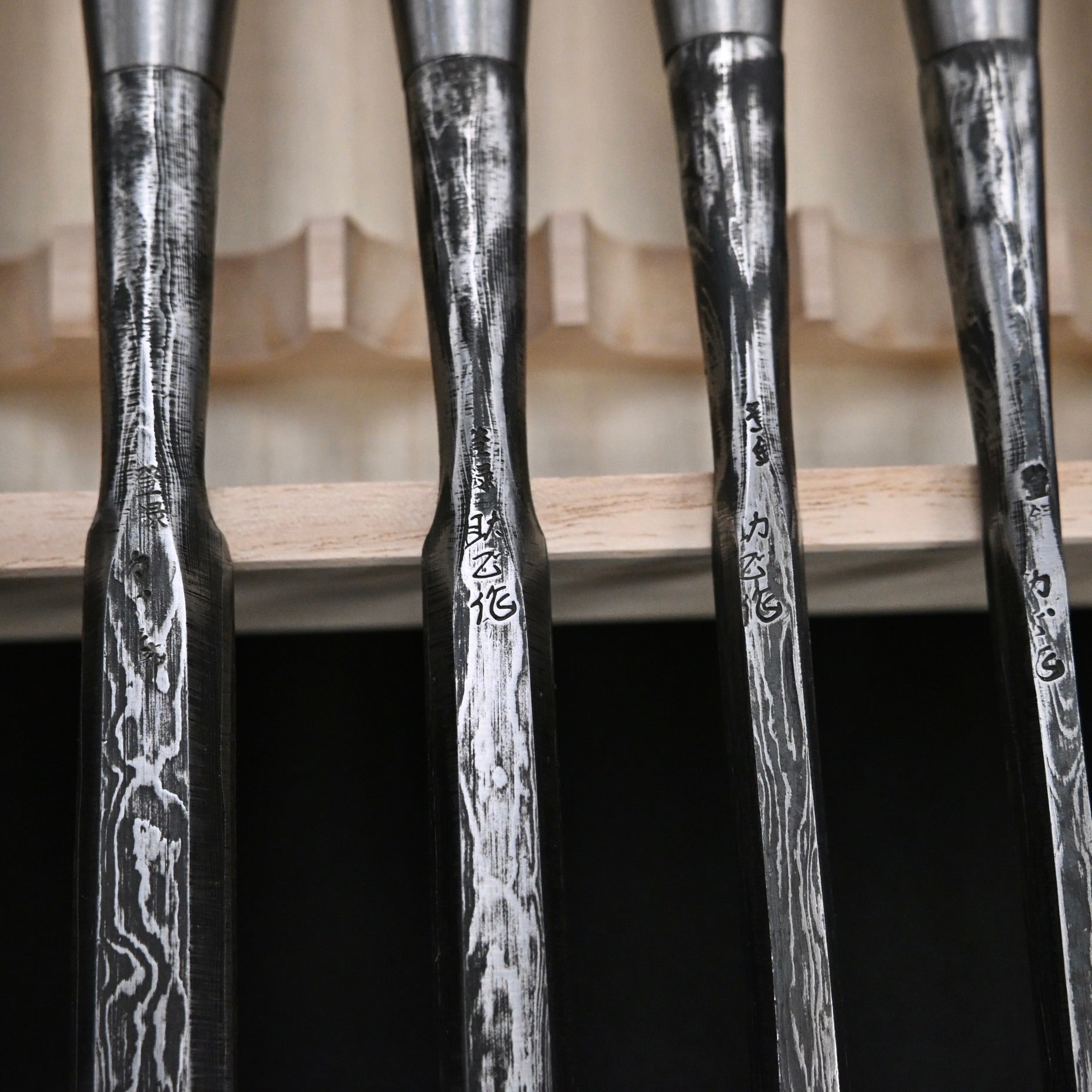 Sukemasa Suminagashi Bench chisels set with BoxWood Handles  助正 墨流し 追入組鑿 柘植柄 白紙鋼 Oirenomi