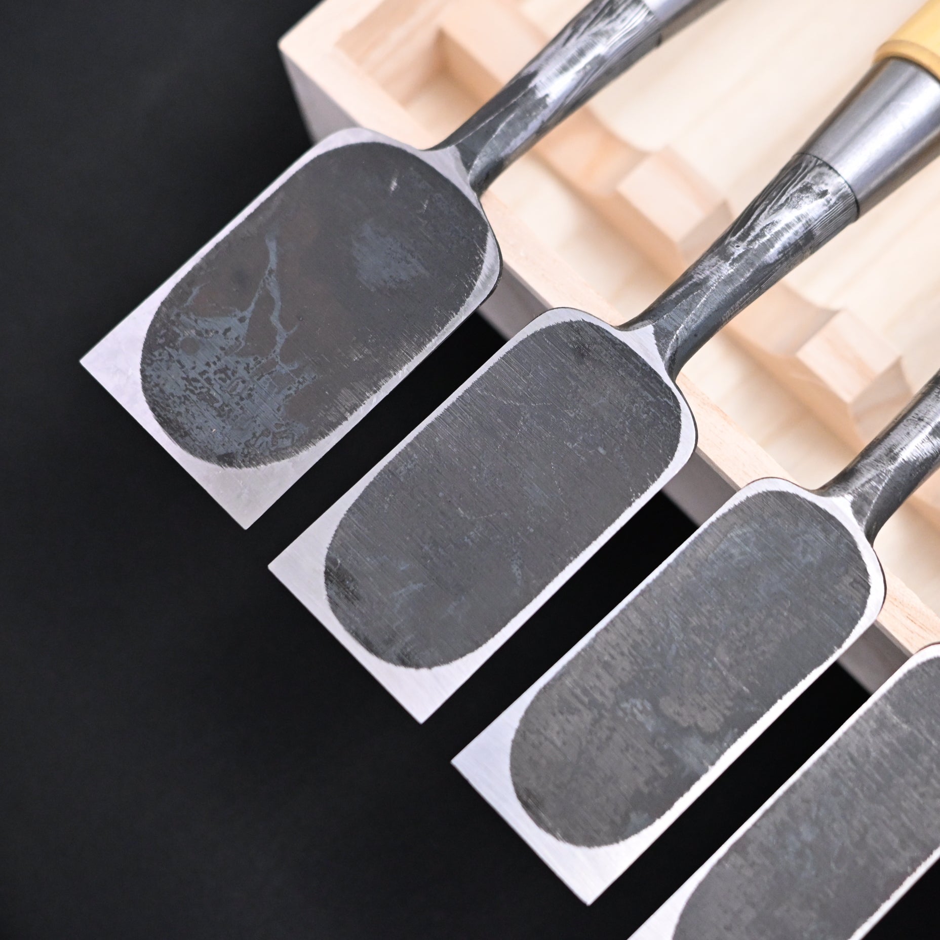 Sukemasa Suminagashi Bench chisels set with BoxWood Handles  助正 墨流し 追入組鑿 柘植柄 白紙鋼 Oirenomi