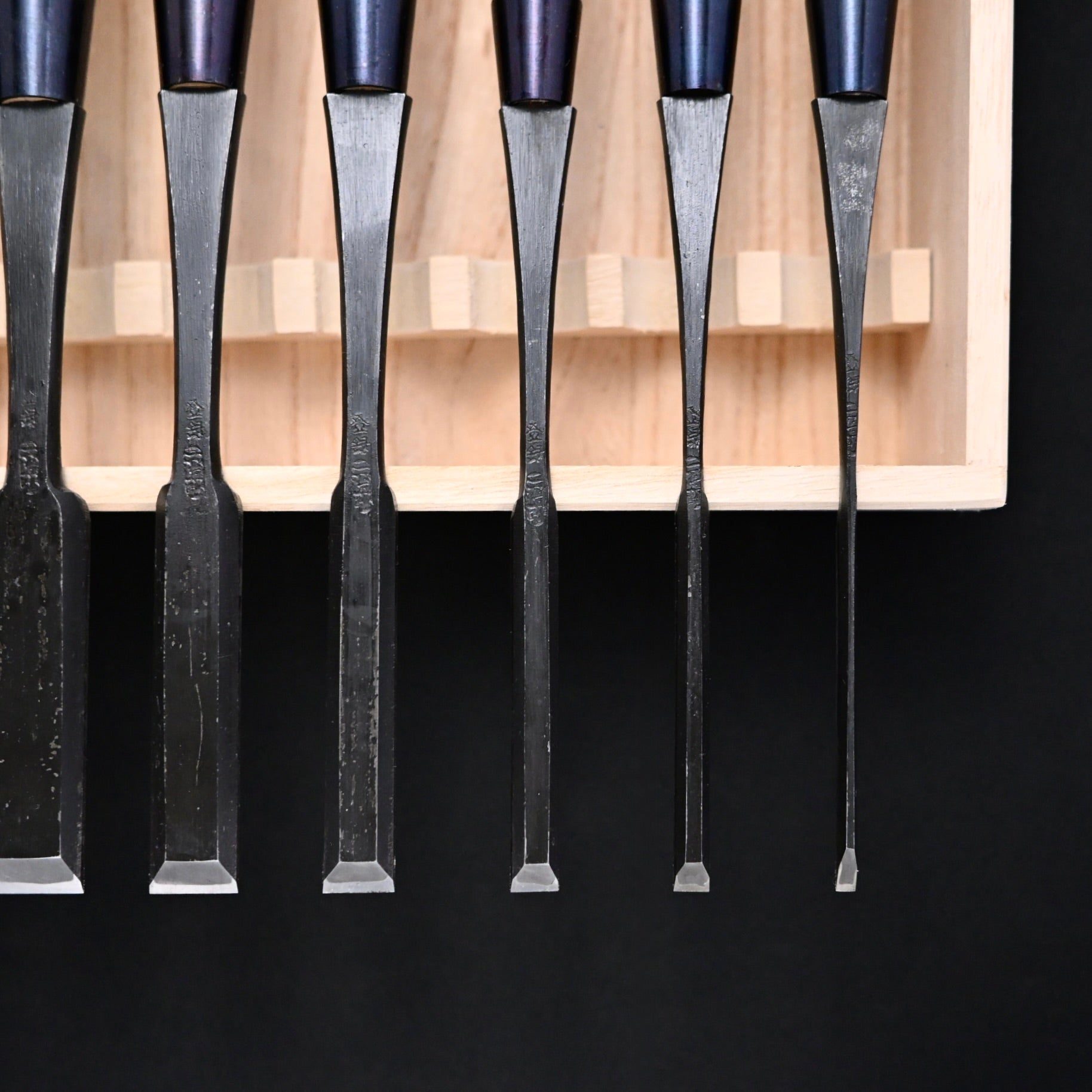 二治弘  木成平待組鑿 10本組    Nijihiro Hiramachi type chisels set ( Hiramachinomi )