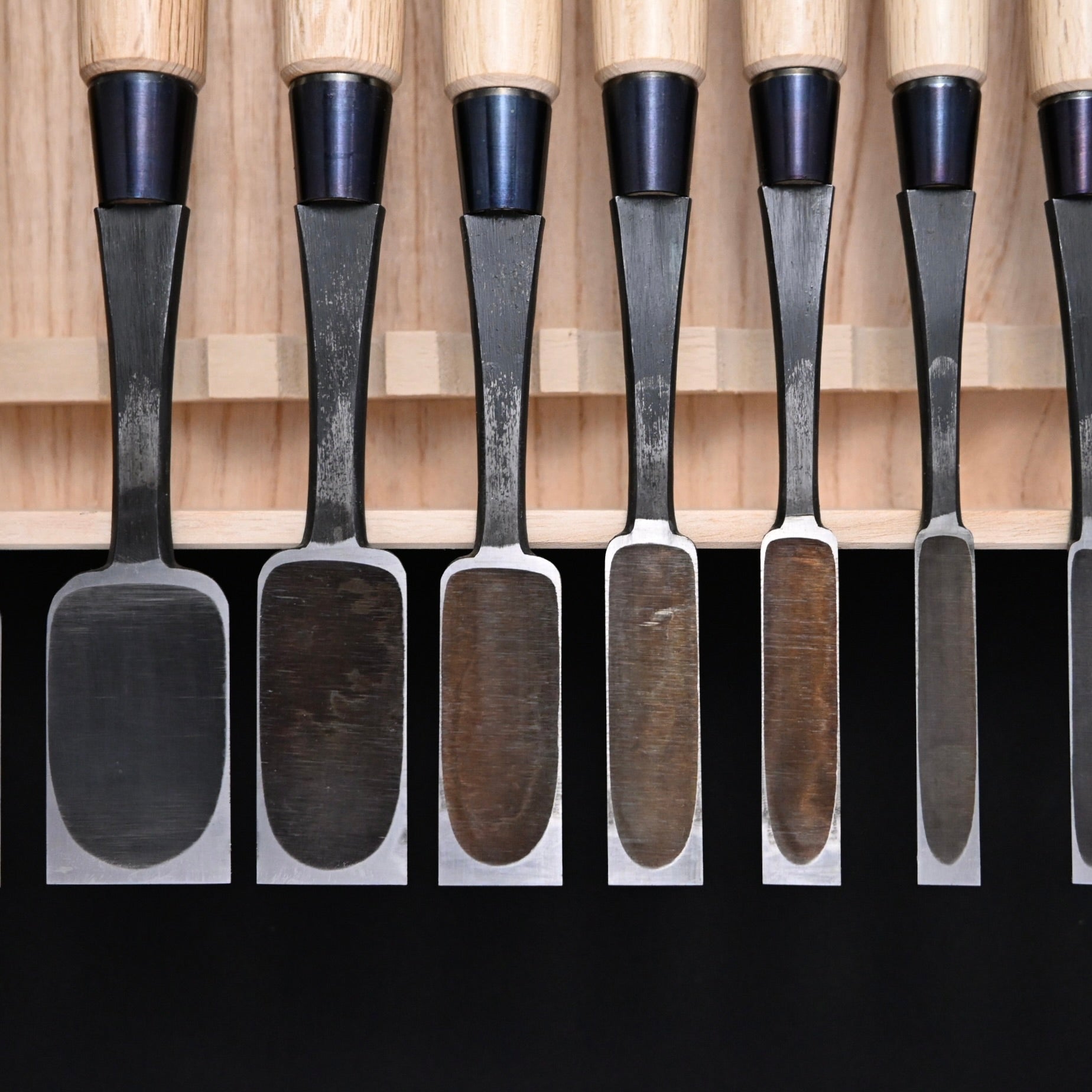 二治弘  木成平待組鑿 10本組    Nijihiro Hiramachi type chisels set ( Hiramachinomi )