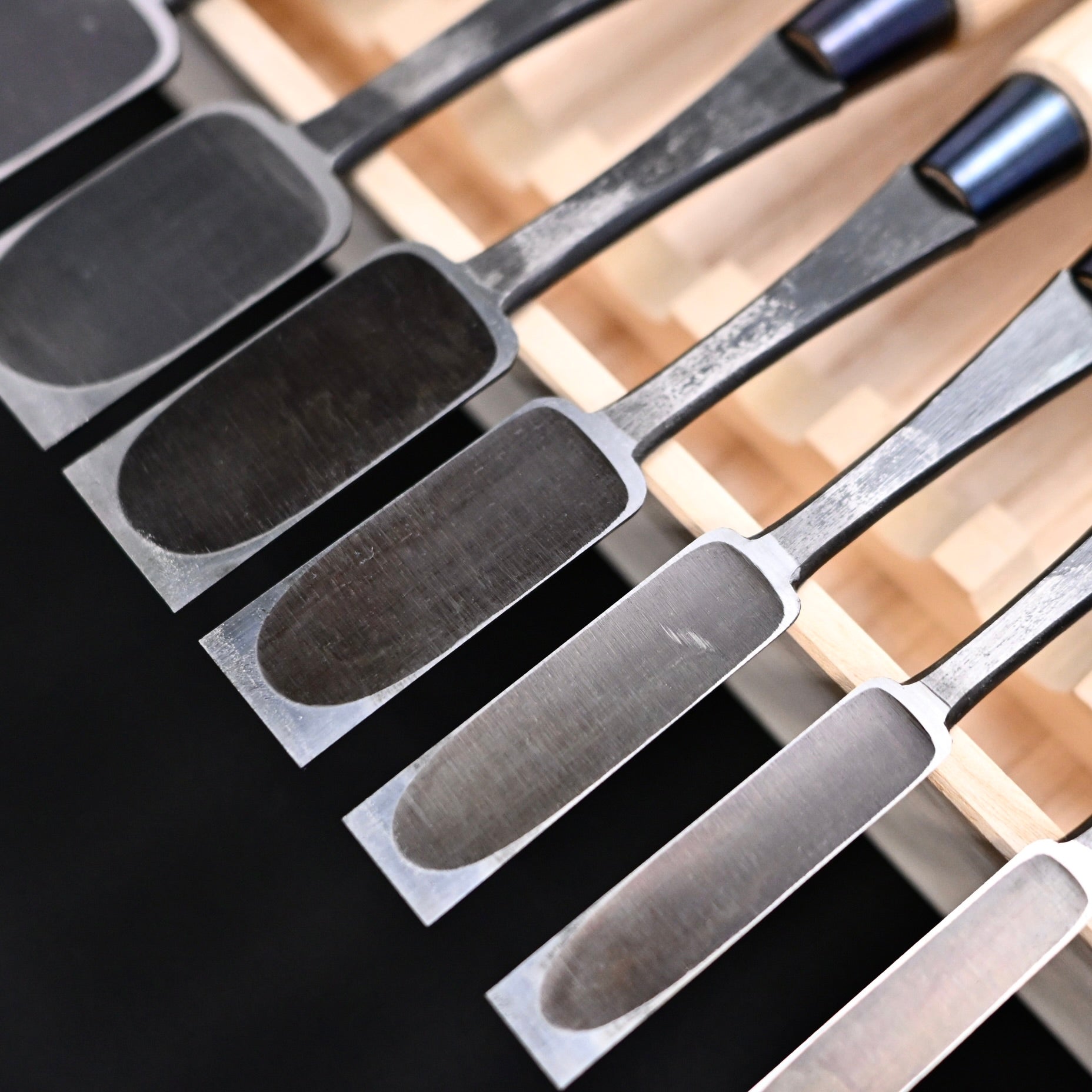 二治弘  木成平待組鑿 10本組    Nijihiro Hiramachi type chisels set ( Hiramachinomi )