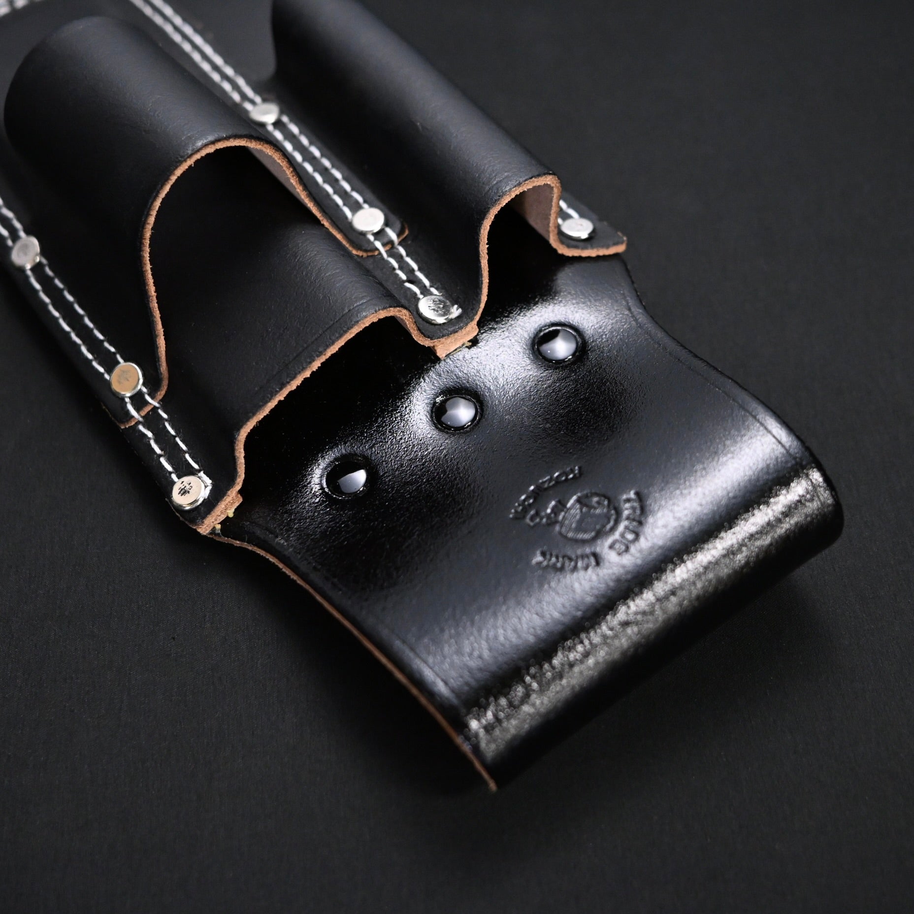 Kozuchi CB-01 Chisel, Sledgehammer, Ratchet Socket with Cow leather   コヅチ ノミ・玄能・ラチェット差し CB-01