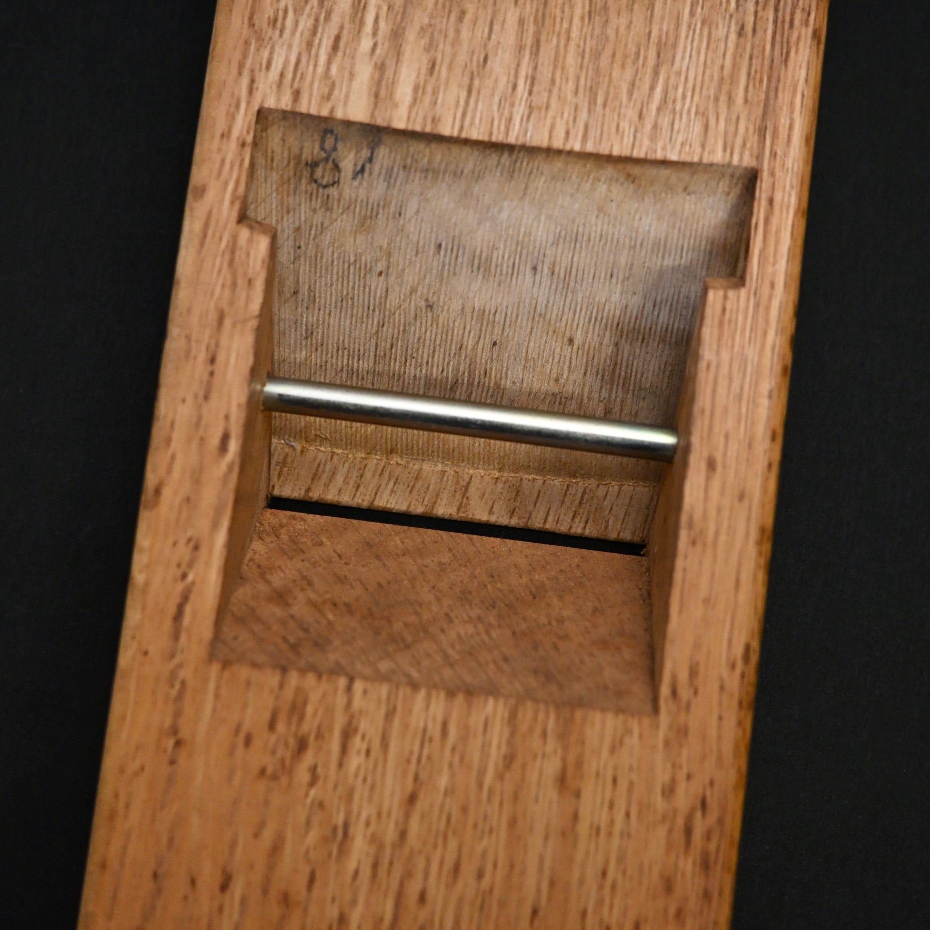 Old stock Gyokusui Smoothing Plane (Kanna)   掘出し物 吉祥 玉水 仕上げ鉋 65mm