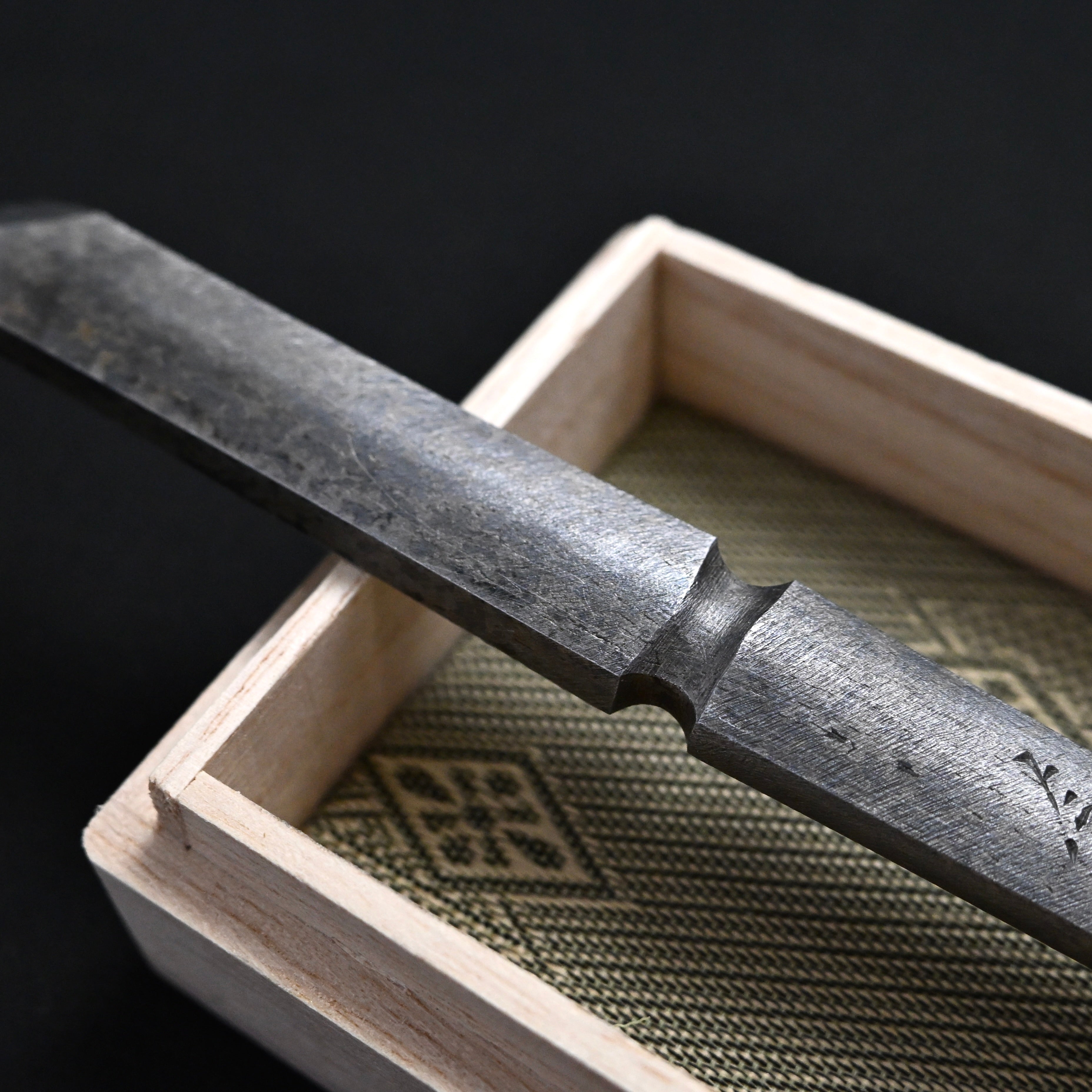 Jiritsu kensaki by Sozen Carving  自立 素全作  剣先小刀   12mm