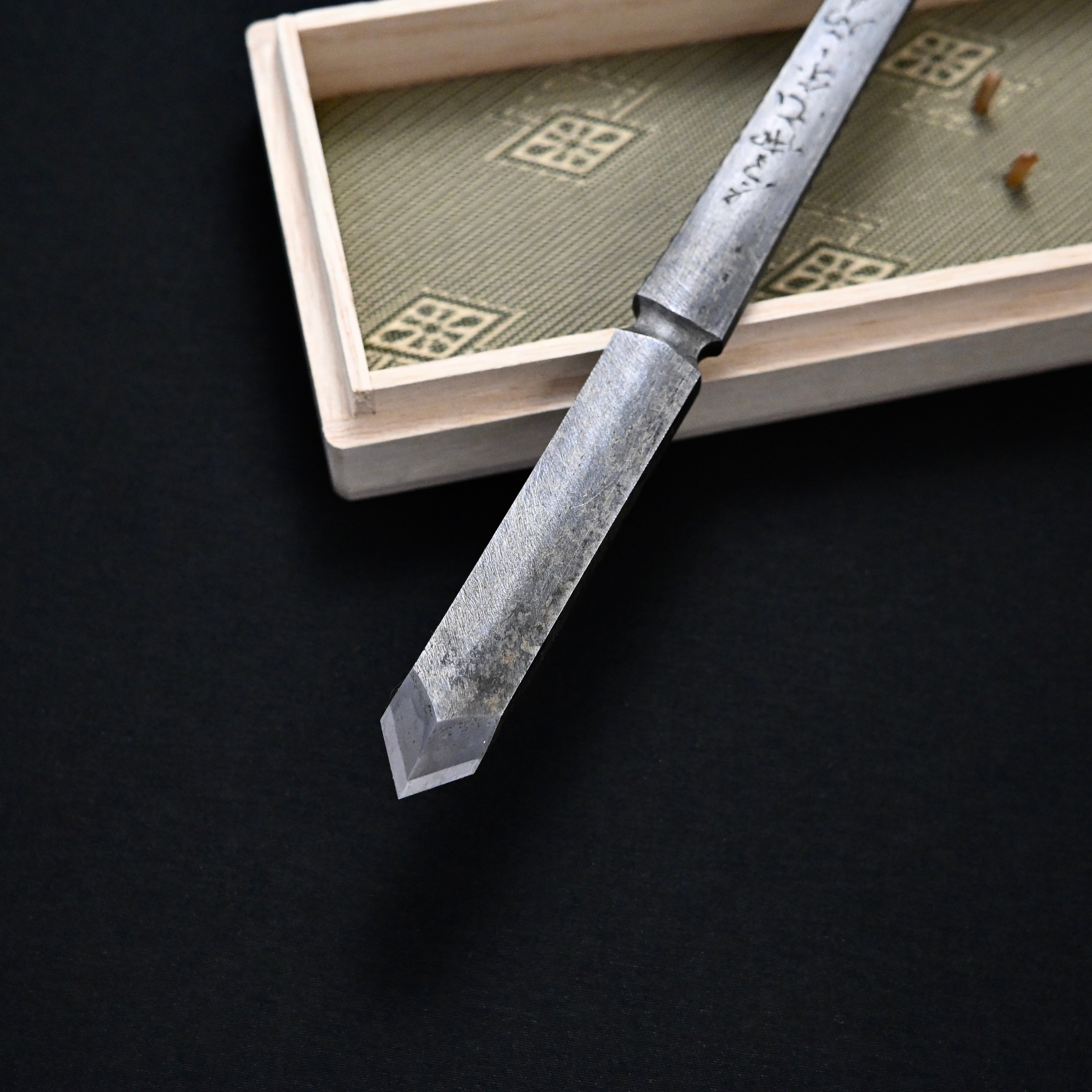 Jiritsu kensaki by Sozen Carving  自立 素全作  剣先小刀   12mm